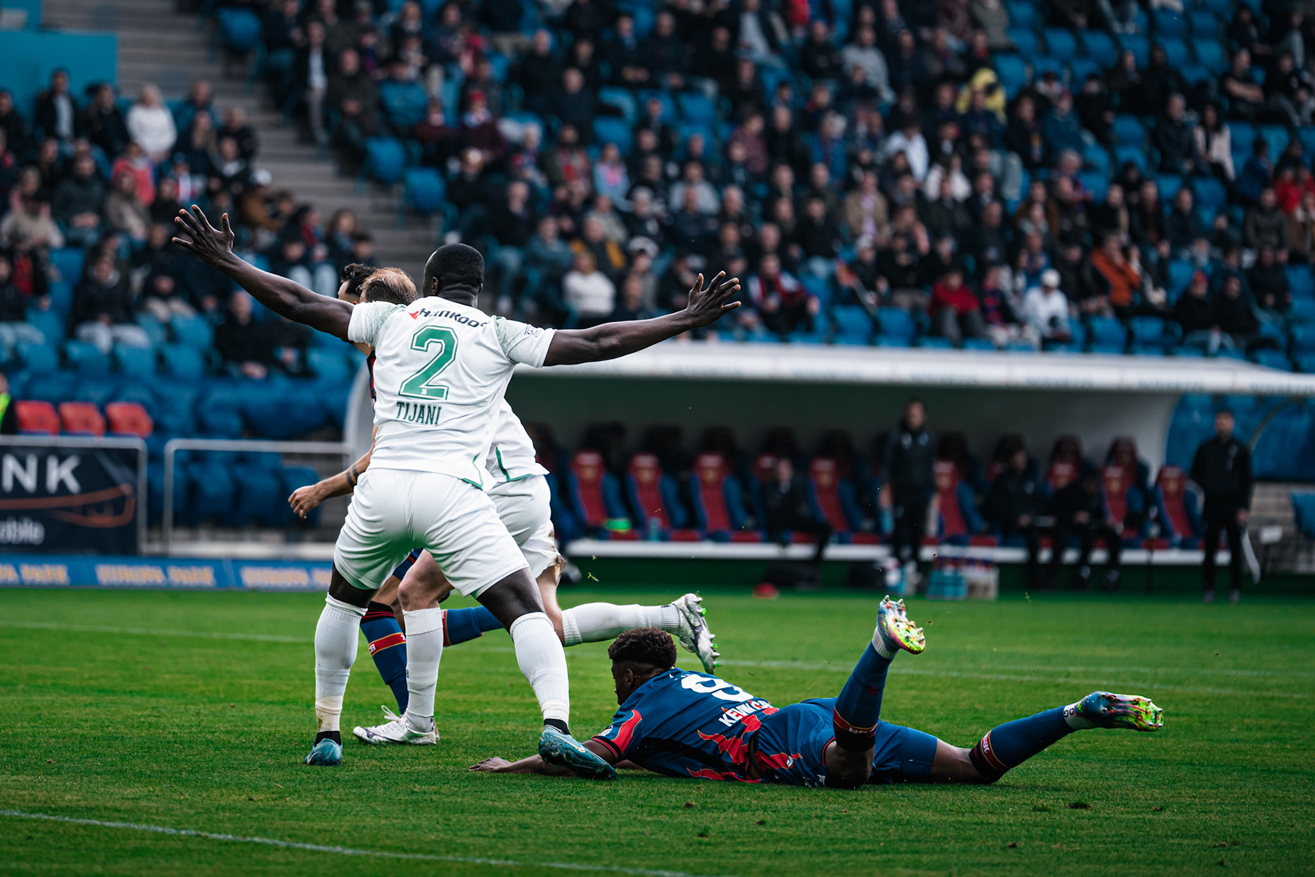 FC Basel 1893 et Yverdon Sport FC au St. Jakob-Park. (Christian António/LibsVisuals.com)