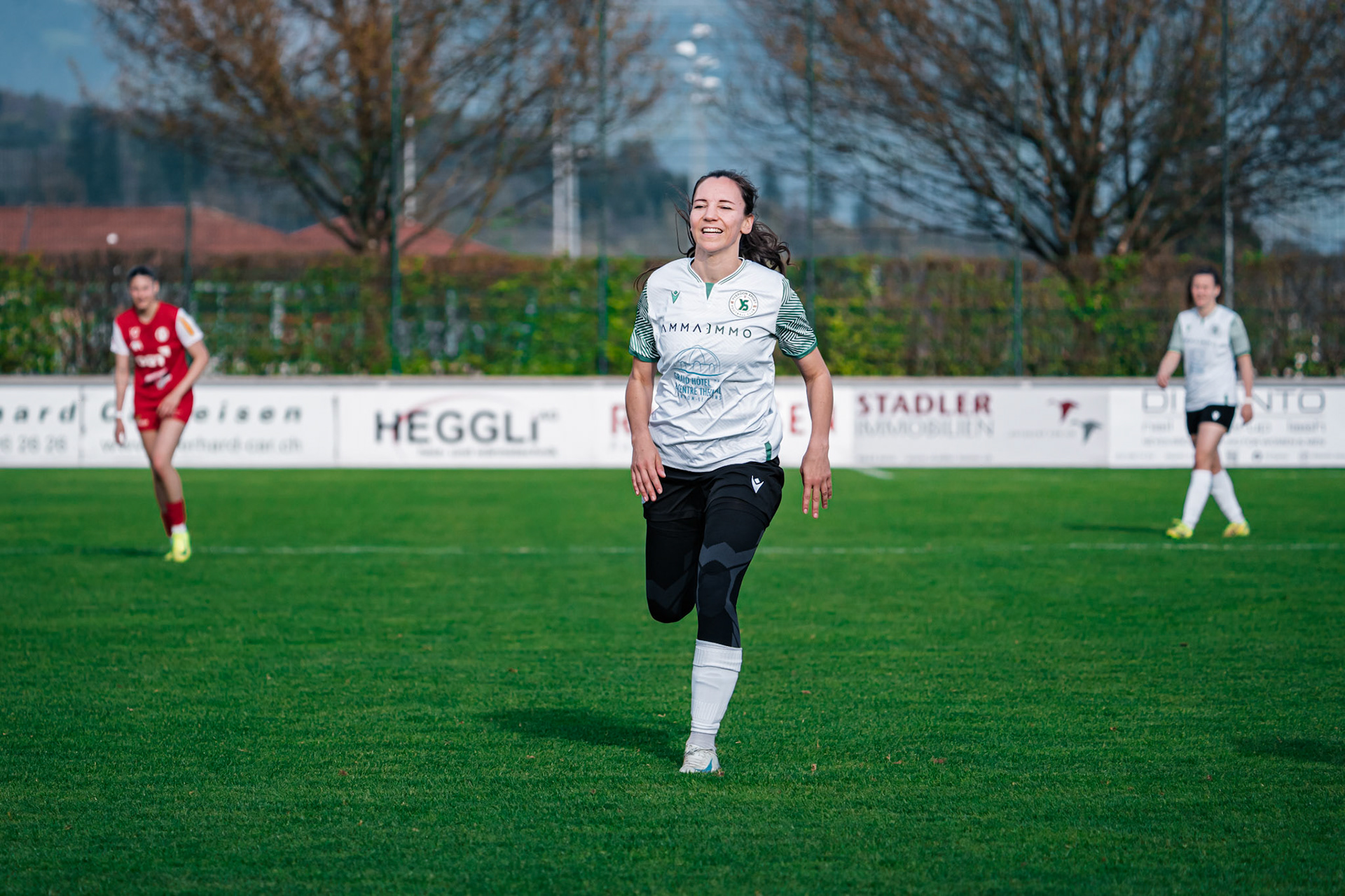 Women’s Super League / tour de promotion/relégation FC Rapperswil-Jona - Yverdon Sport FC au Grünfeld (Christian António/LibsVisuals.com)