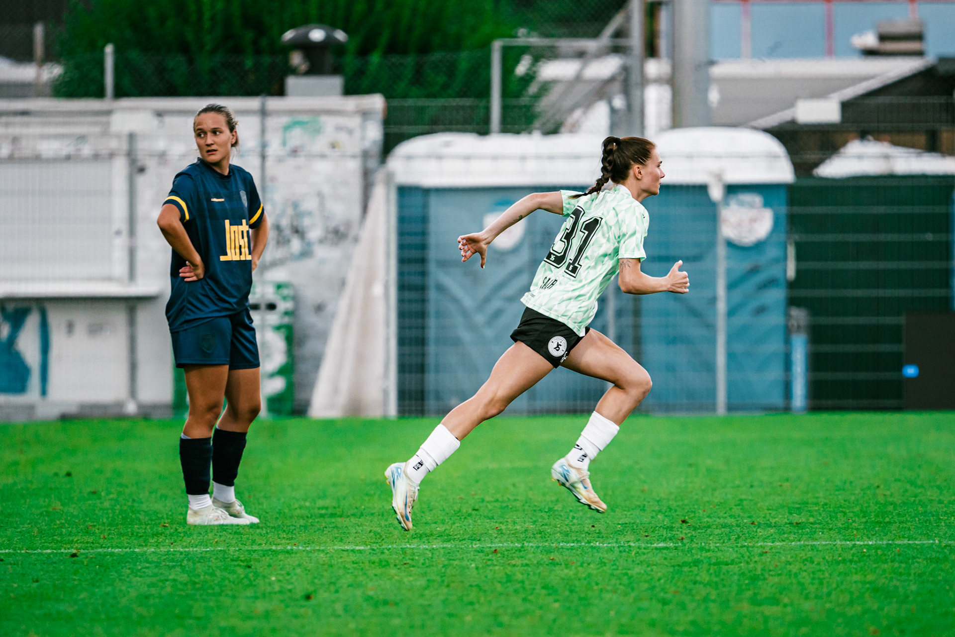 Match championnat LNB féminine opposant Yverdon Sport FC et FC Schlieren au Stade Municipal. (Christian António/LibsVisuals.com)