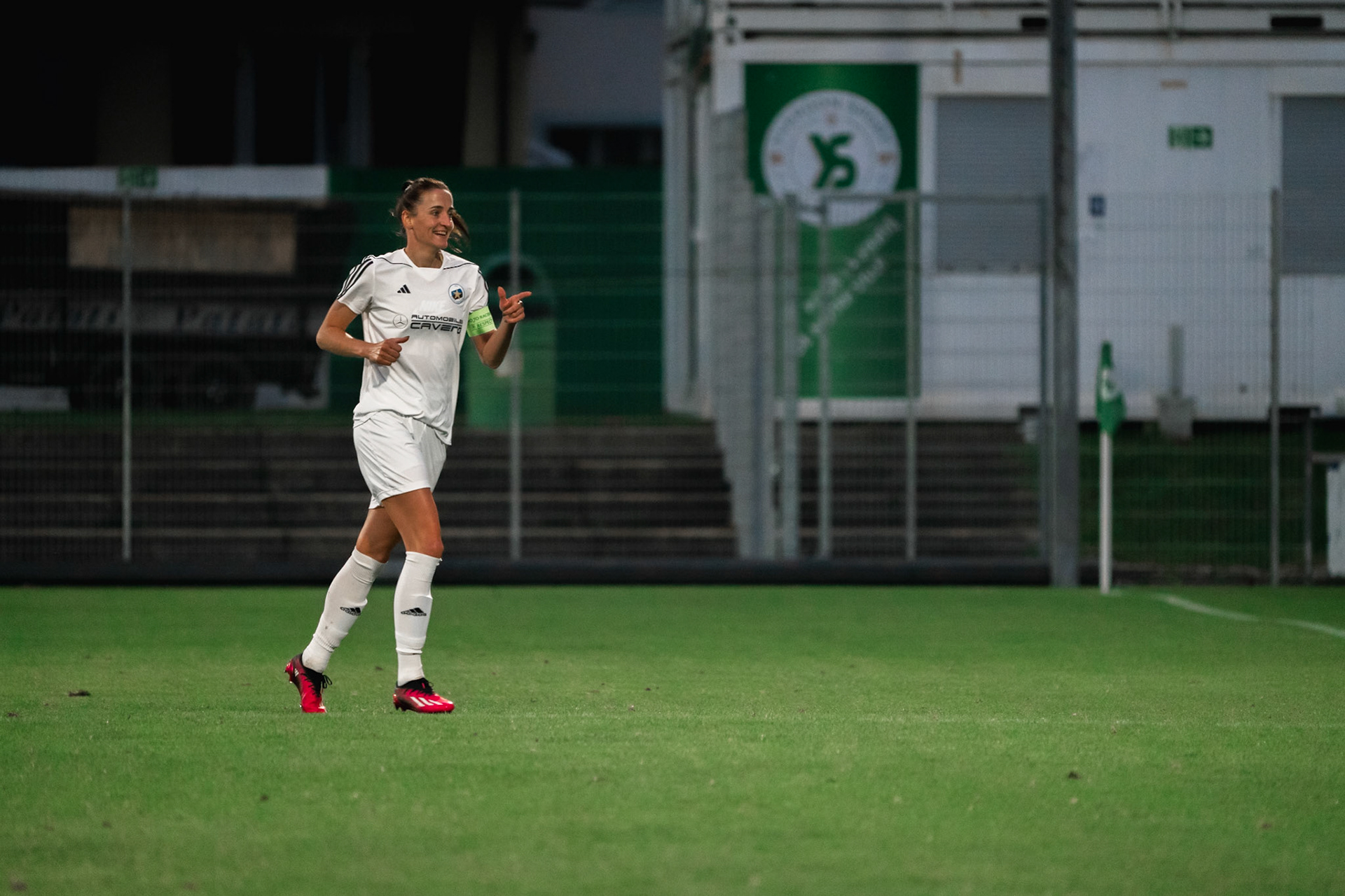 Ligue nationale B Féminine Yverdon Sport FC - Etoile Carouge FC