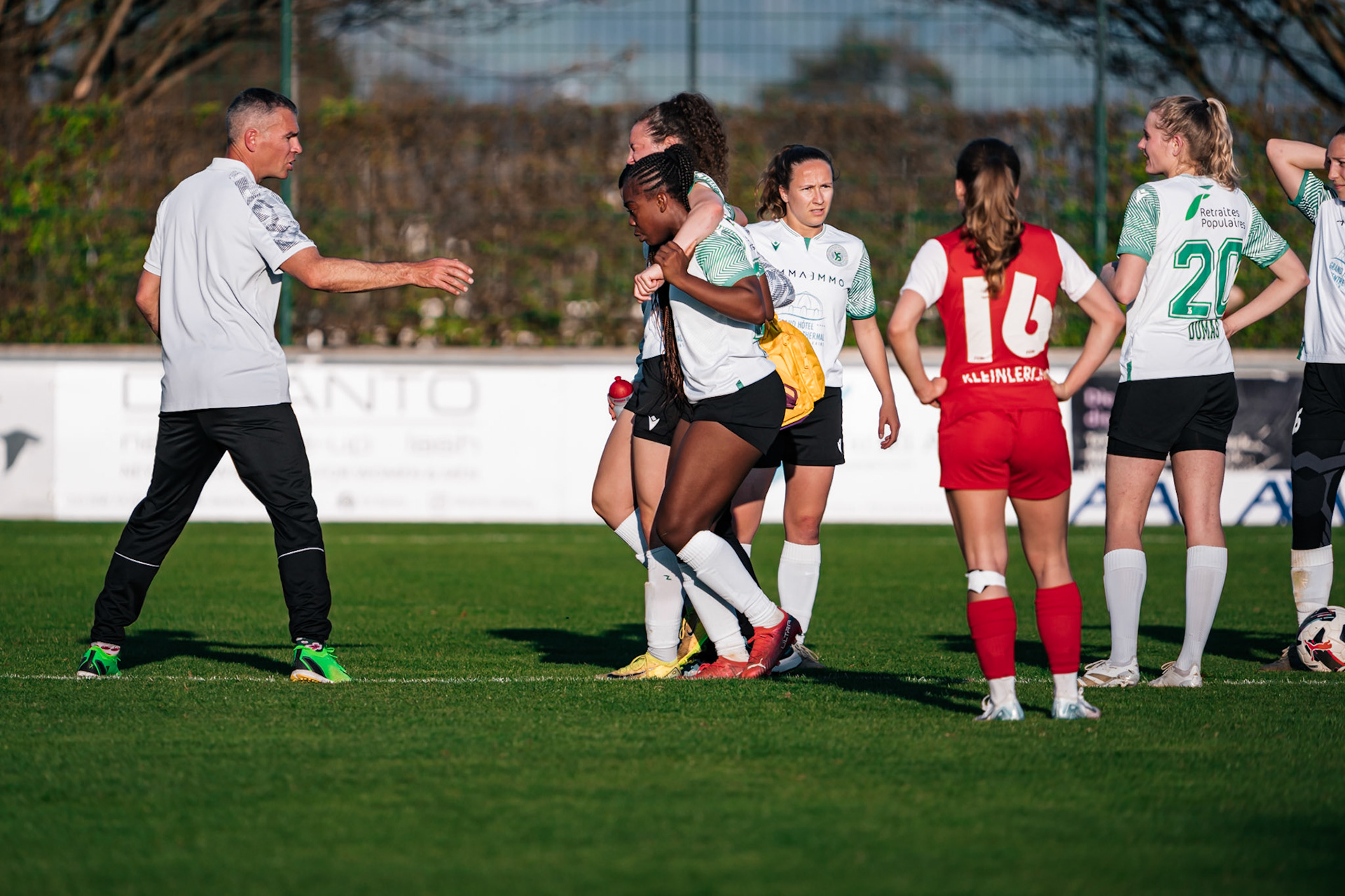 Women’s Super League / tour de promotion/relégation FC Rapperswil-Jona - Yverdon Sport FC au Grünfeld (Christian António/LibsVisuals.com)