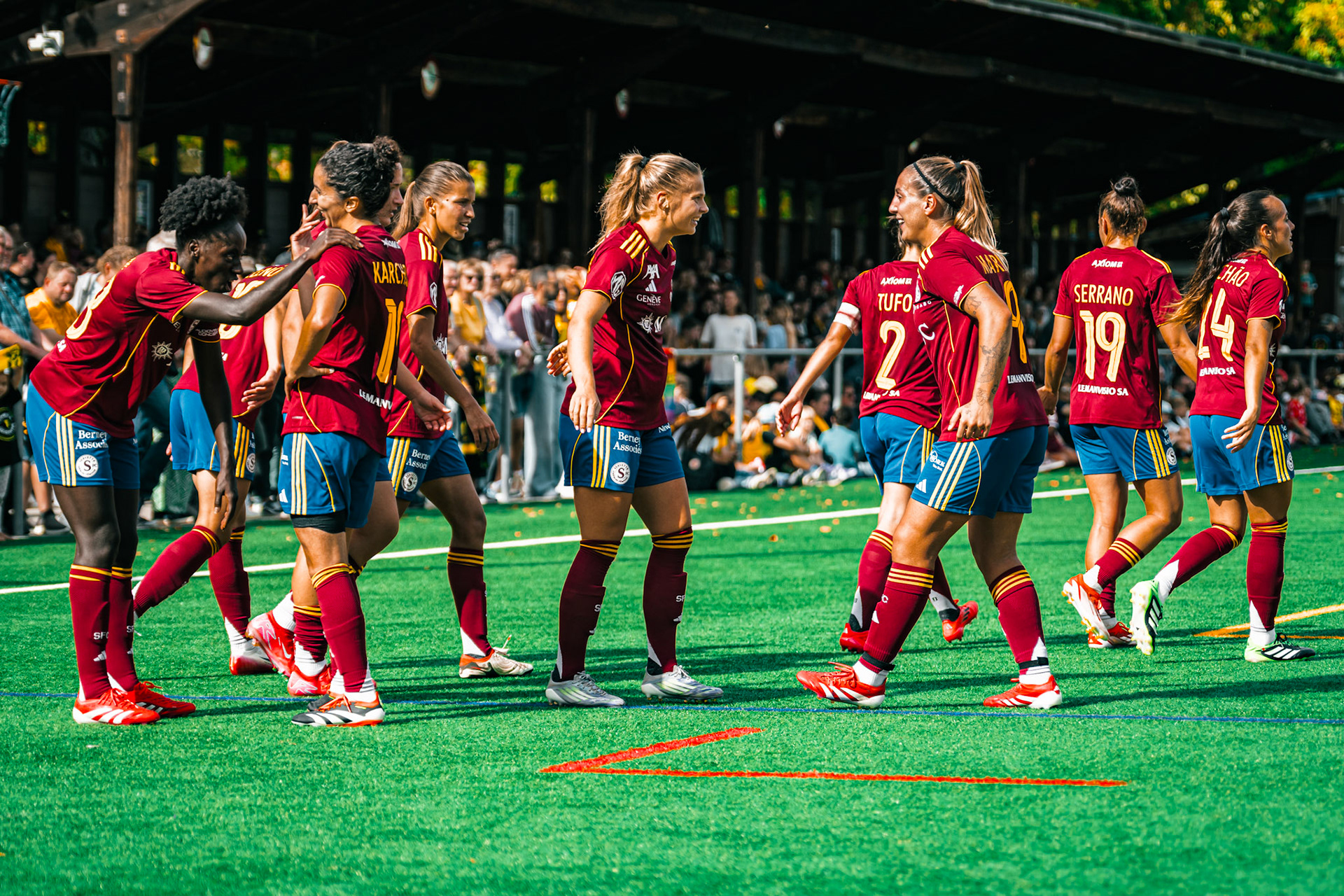 Match de l’AXA Women’s Super League opposant BSC YB Frauen et Servette FC Chênois Féminin au Spitalacker (Kunstrasenfeld), Bern. (Christian António/LibsVisuals.com)