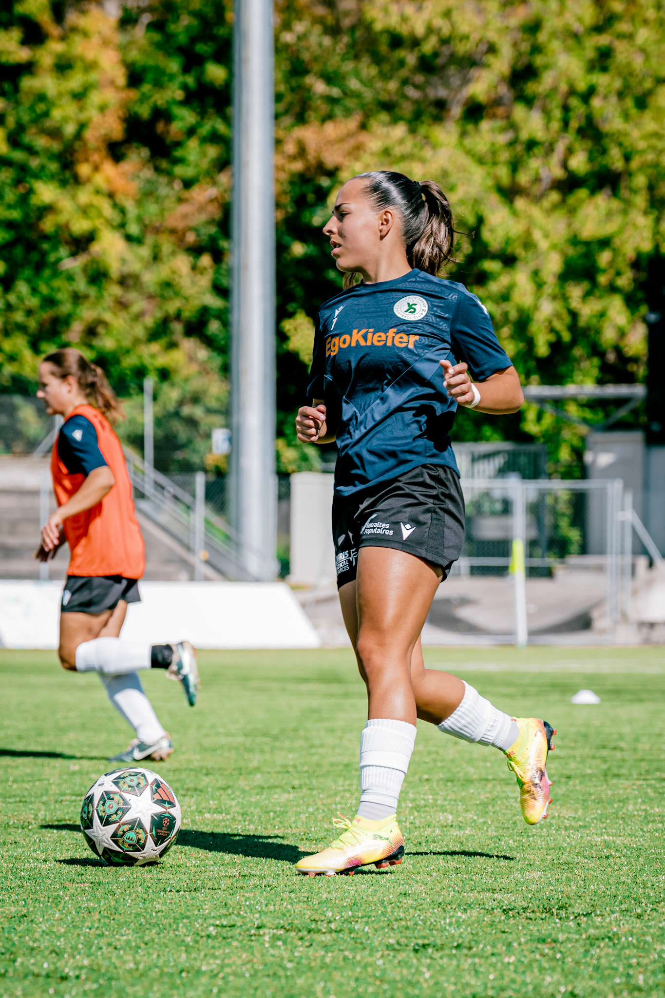 Match de championnat LNB (féminine) opposant l’Etoile Carouge FC à Yverdon Sport FC au Stade de la Fontenette à Carouge. (Christian António/LibsVisuals.com)