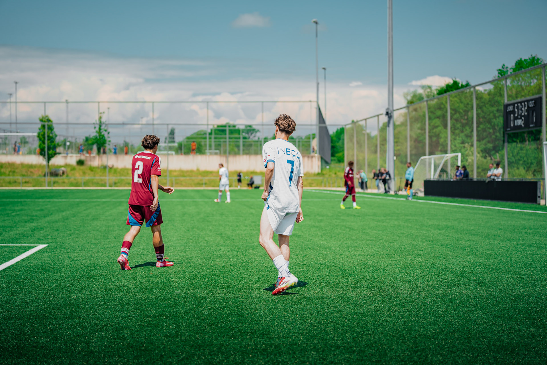 FC Lausanne-Sport M-17 et Servette FC M-17 au Centre sportif+ Stade de la Tuilière. (Christian António/LibsVisuals.com)