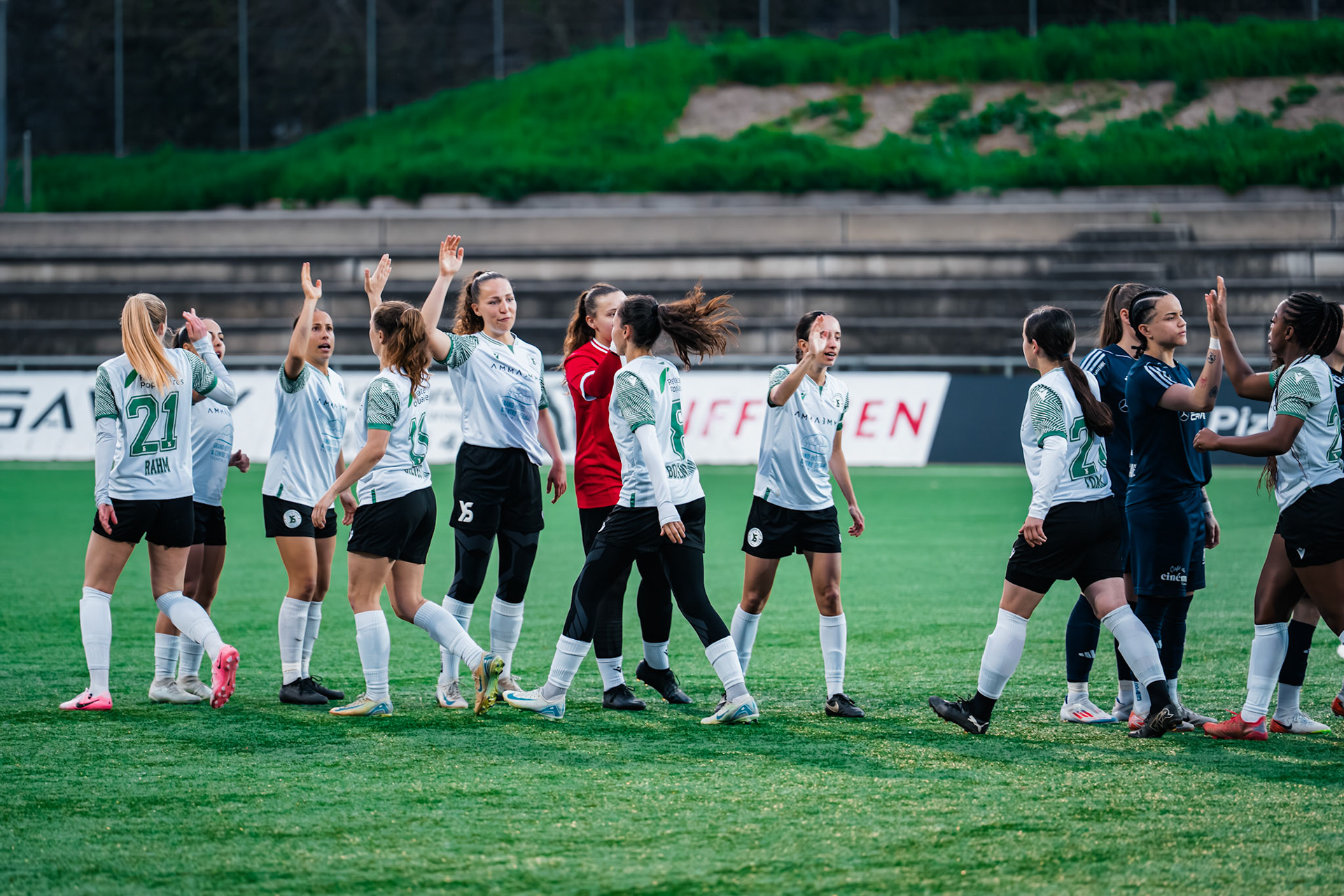 Etoile Carouge FC et Yverdon Sport FC au  Stade de la Fontenette (Christian António/LibsVisuals.com)