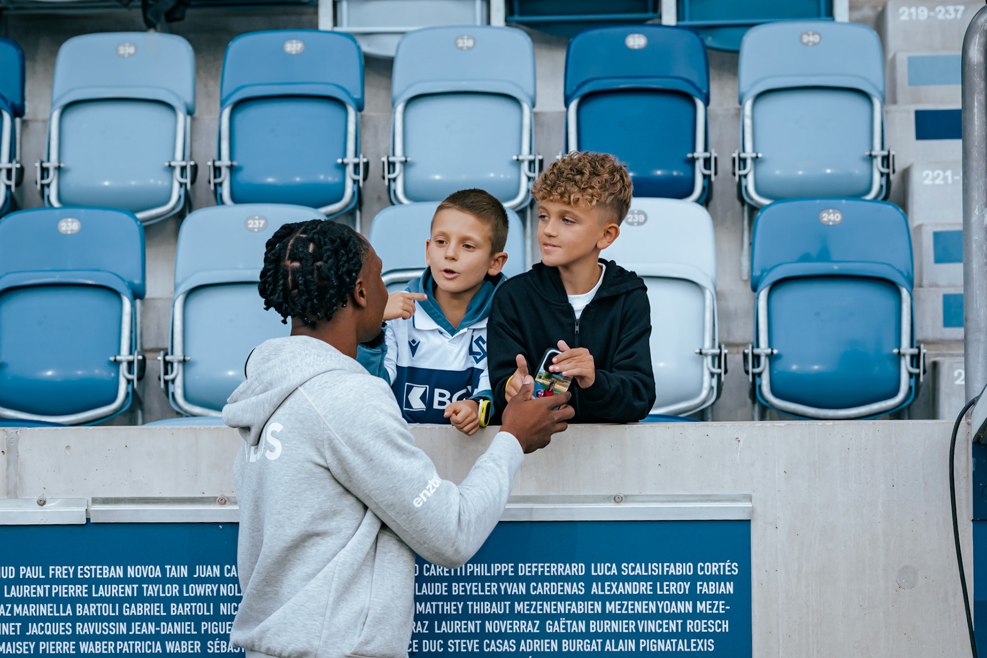 Match aller du tour de barrage de l’UEFA Europa Conference League 2025/26 opposant Lausanne-Sport et le Beşiktaş JK au Stade de la Tuilière. (Christian António/LibsVisuals.com)