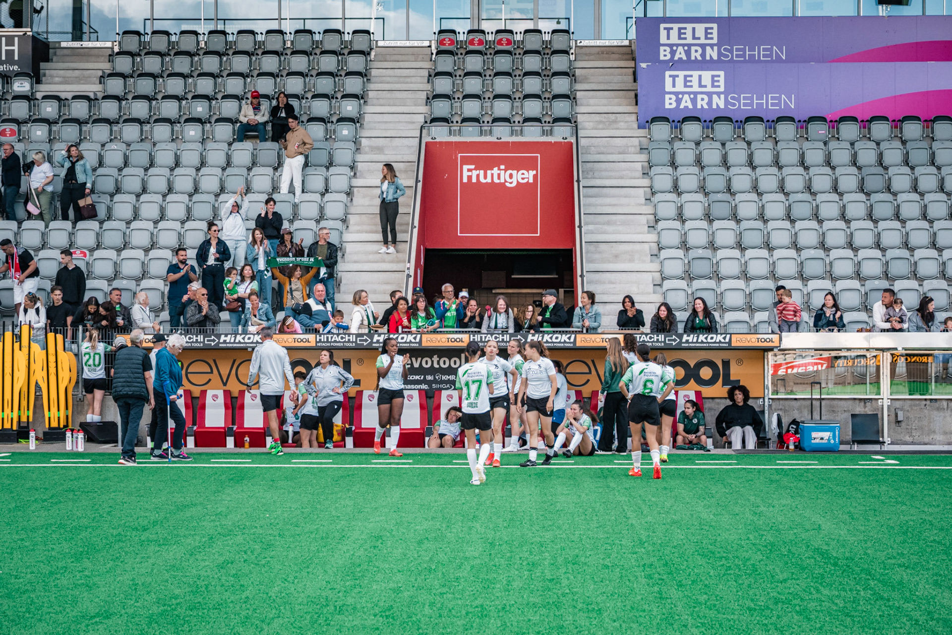 Frauenteam Thun Berner-Oberland et Yverdon Sport FC à la Stockhorn Arena. (Christian António/LibsVisuals.com)
