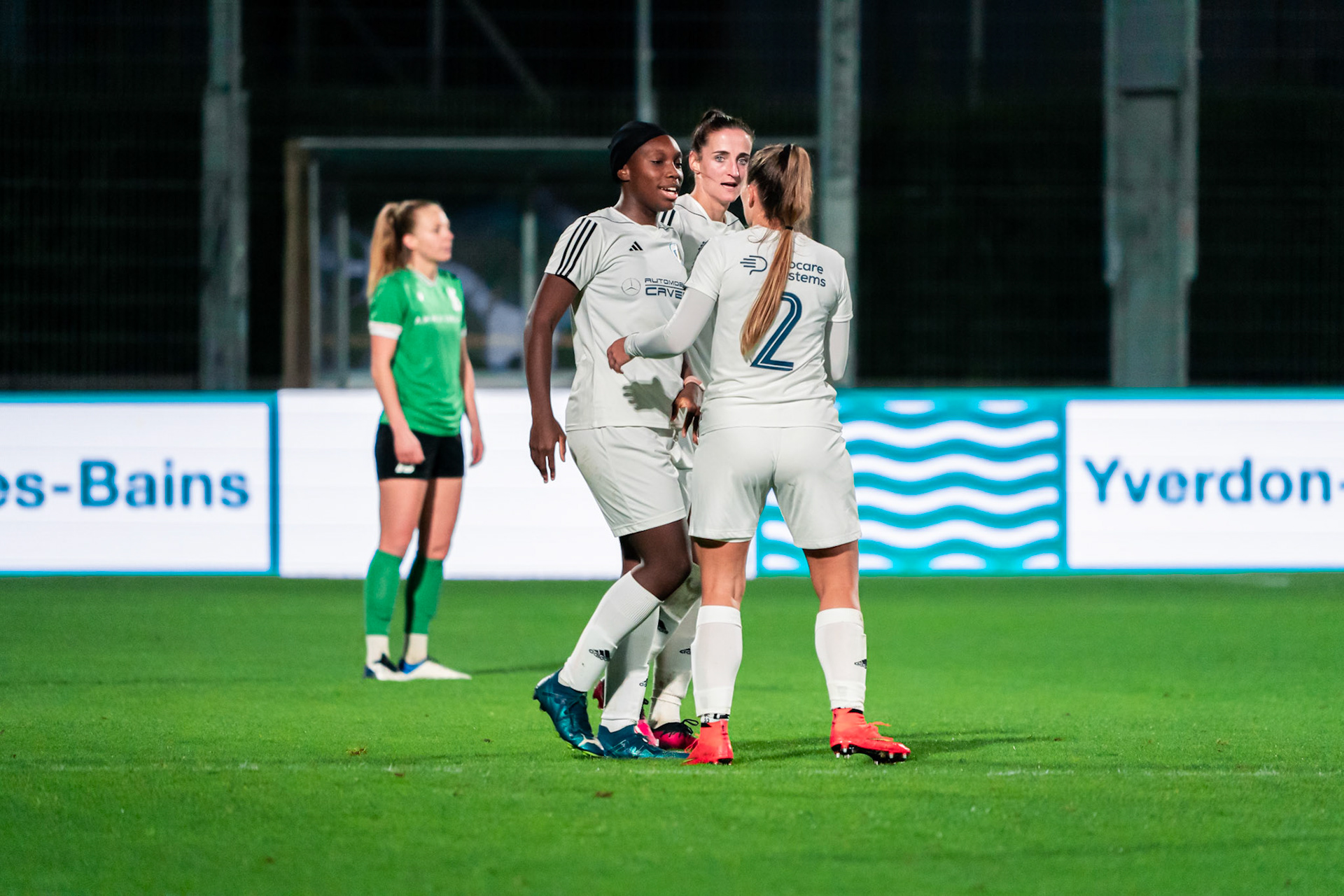 Ligue nationale B Féminine Yverdon Sport FC - Etoile Carouge FC