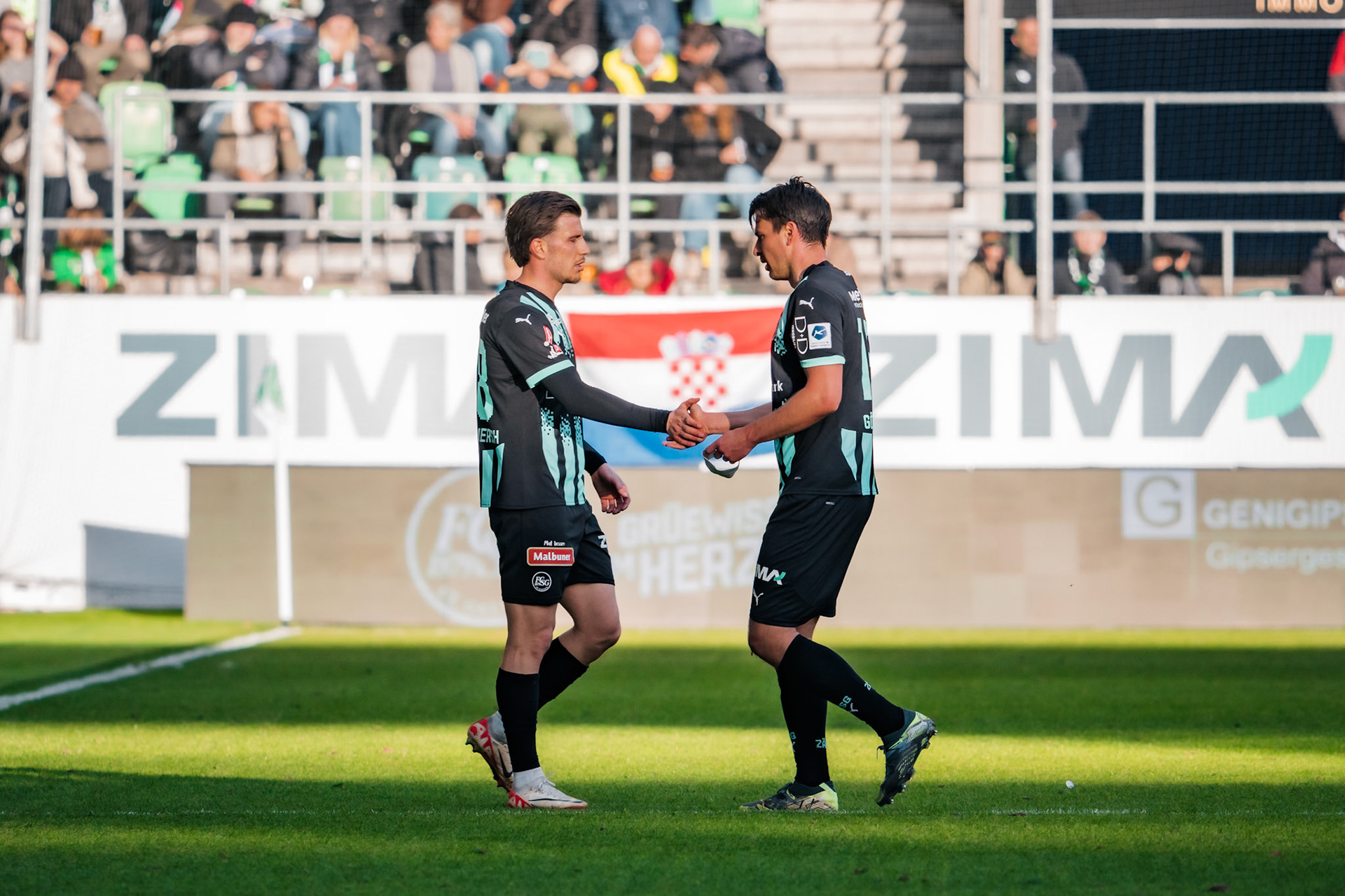 FC Saint-Gall 1879 et Lausanne-Sport FC au Kybunpark. (Christian António/LibsVisuals.com)
