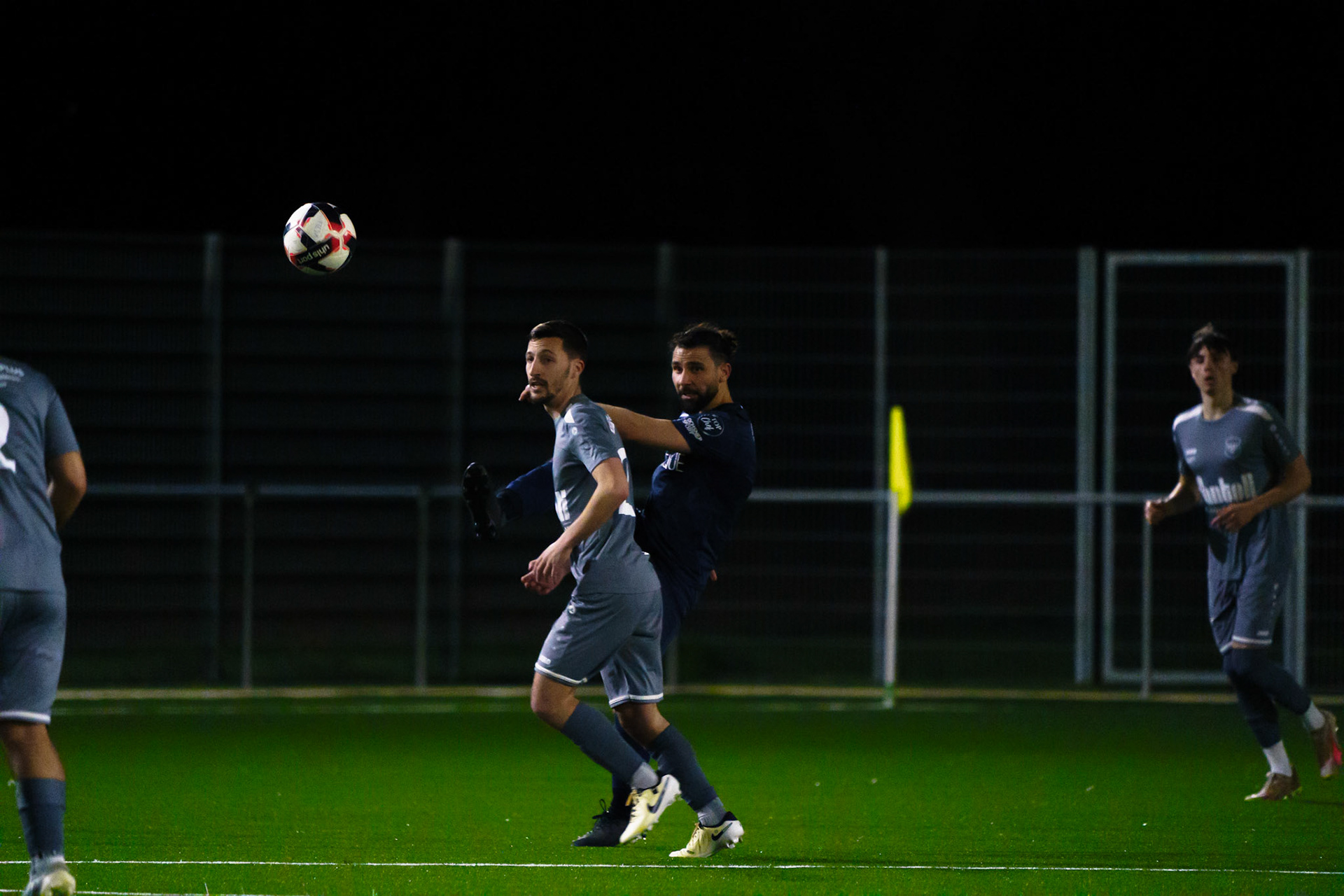 Match 2ème Ligue FC Champagne - FC Grandson-Tuileries au Terrain de Sport de Derrière-Ville à Champagne