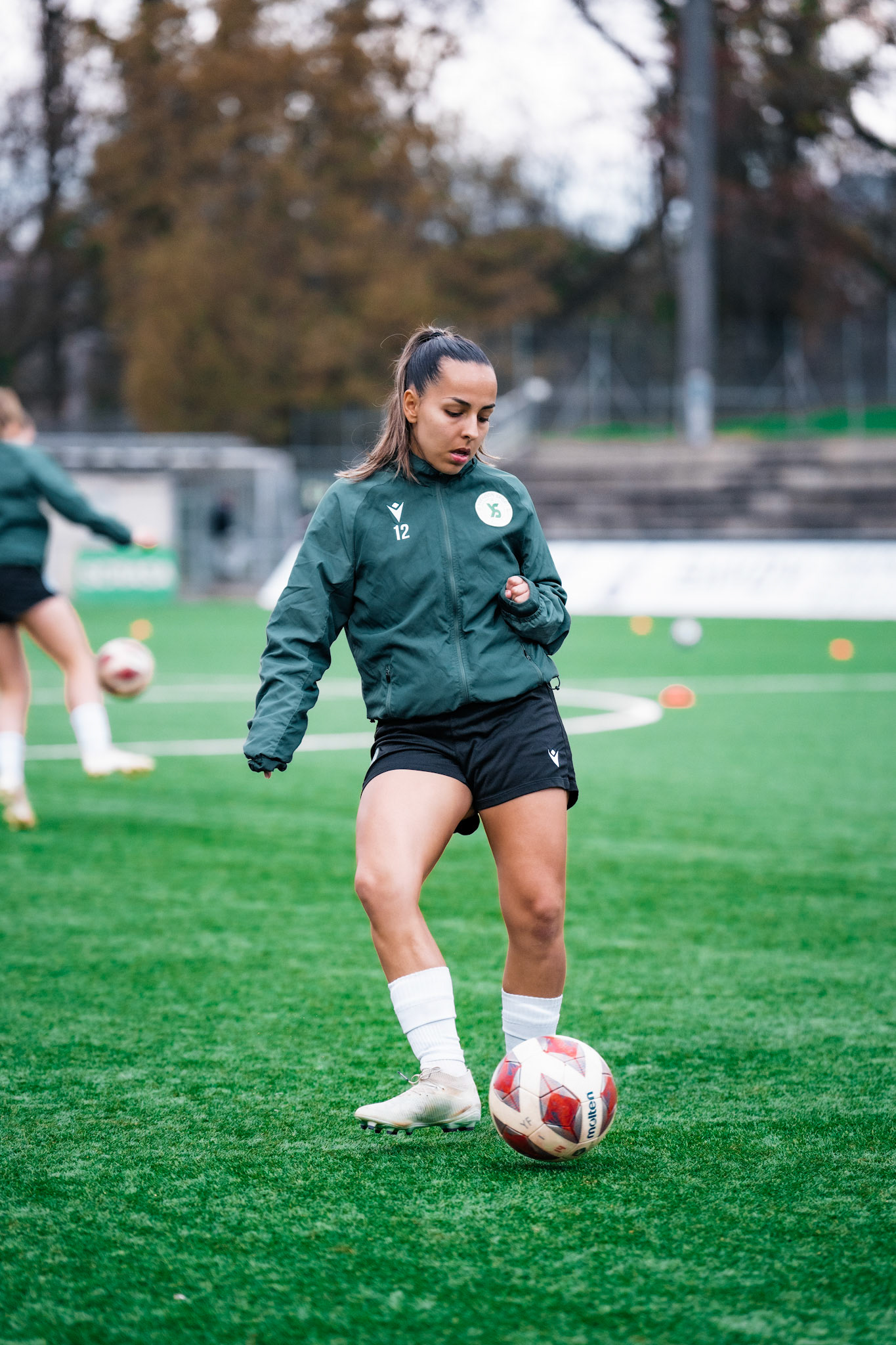 Etoile Carouge FC et Yverdon Sport FC au  Stade de la Fontenette (Christian António/LibsVisuals.com)