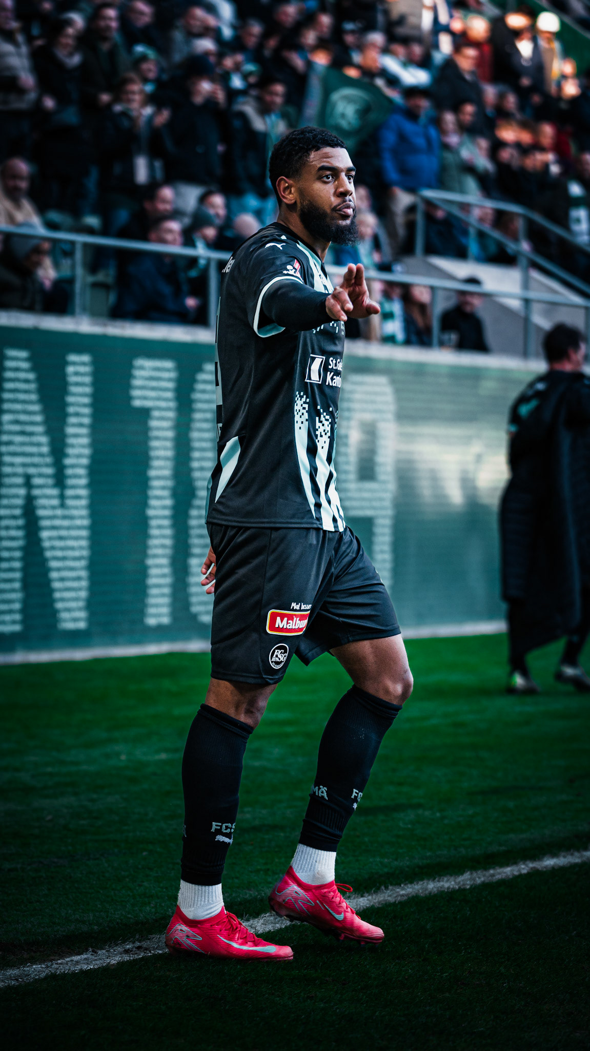 FC Saint-Gall 1879 et Lausanne-Sport FC au Kybunpark. (Christian António/LibsVisuals.com)
