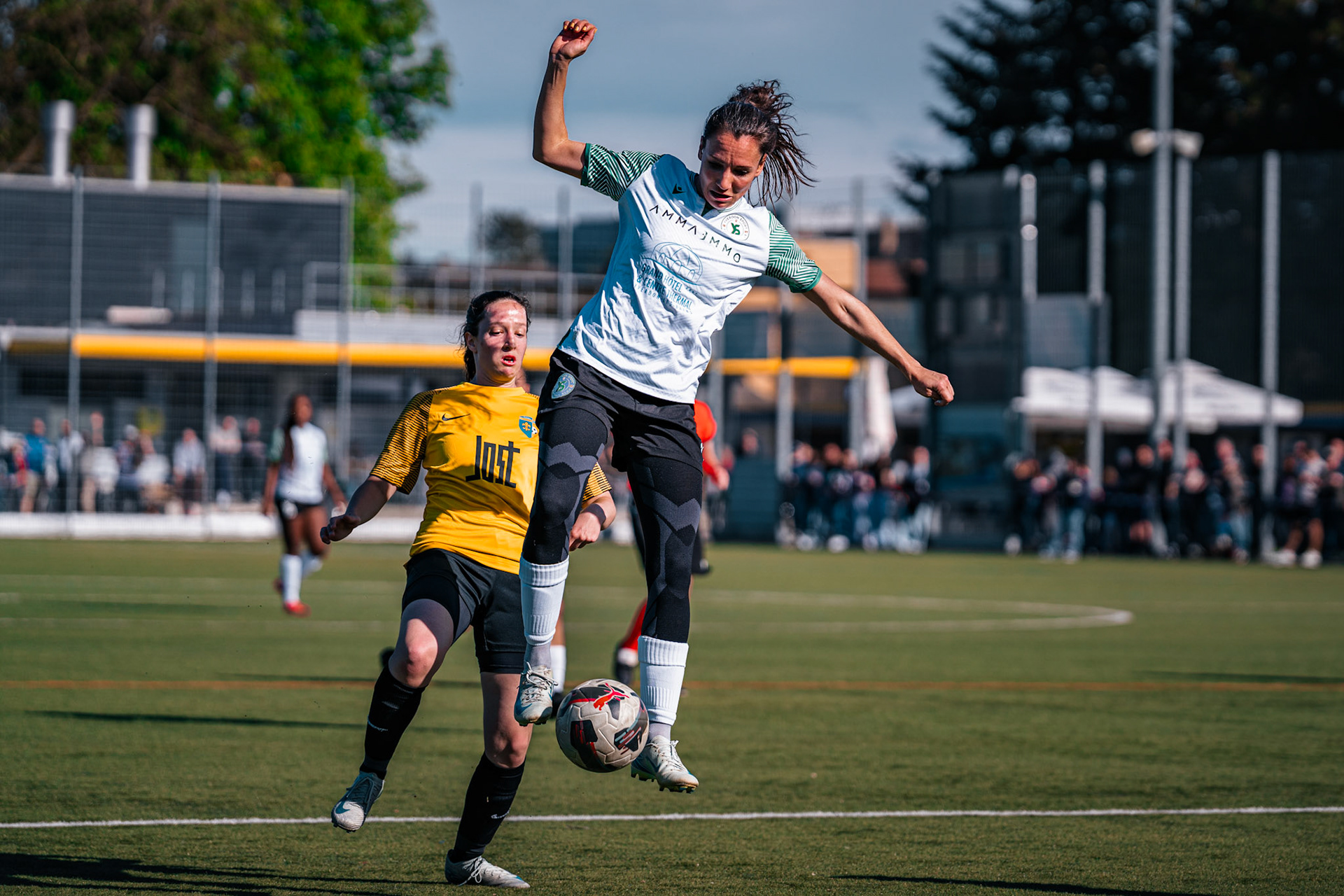 FC Schlieren et Yverdon Sport FC au Zelgli. (Christian António/LibsVisuals.com)
