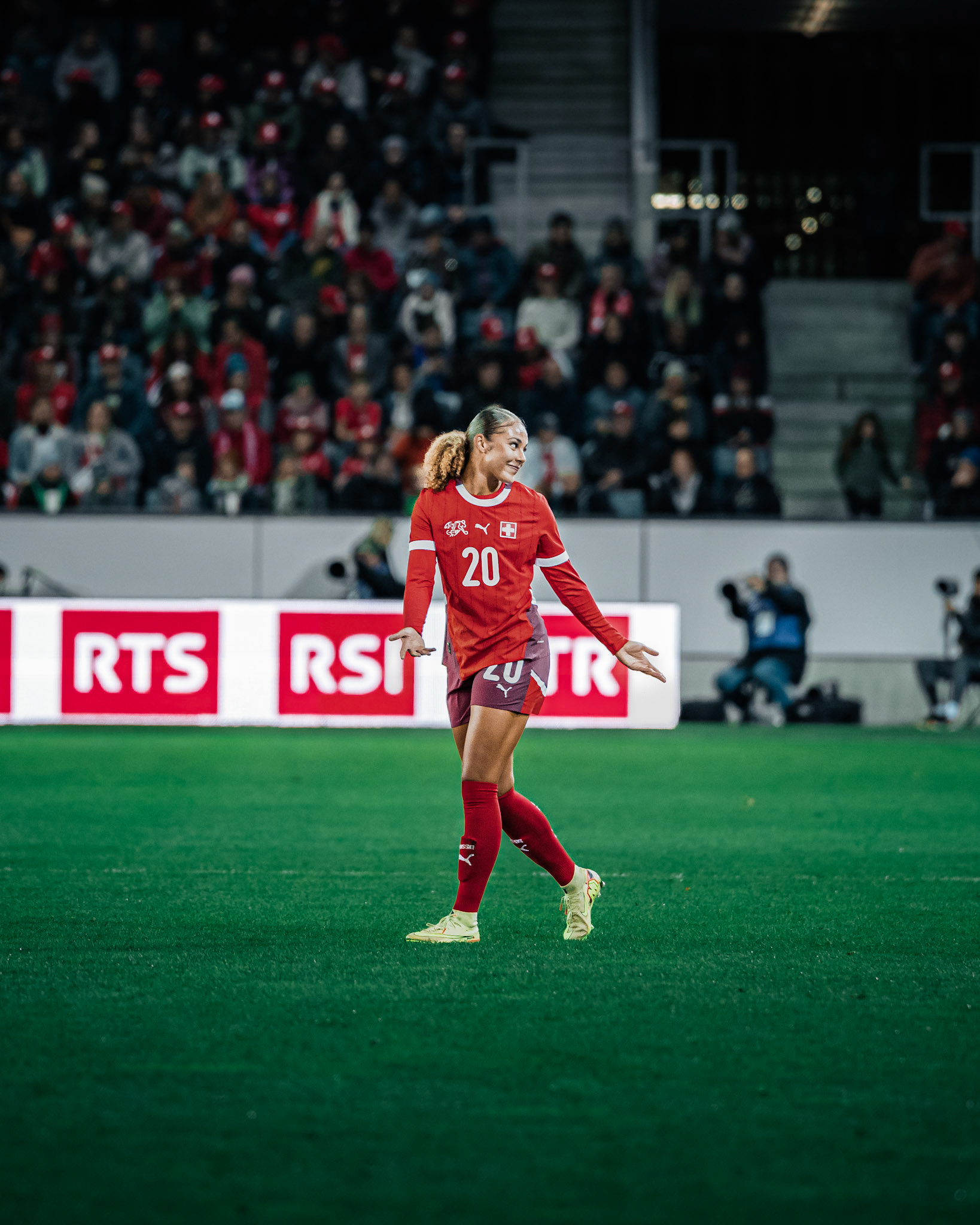 Match international opposant l’équipe nationale féminine de Suisse à l’équipe du Canada à la swissporarena, Luzern. (Christian António/LibsVisuals.com)