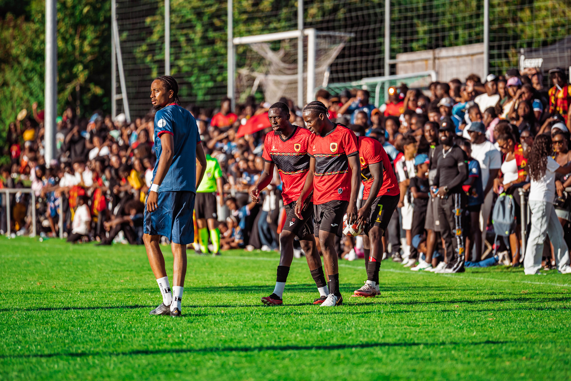 Match amical opposant l’Angola et le Cap-Vert (CanFribourg) au Terrain Communal de Corminboeuf. (Christian António/LibsVisuals.com)