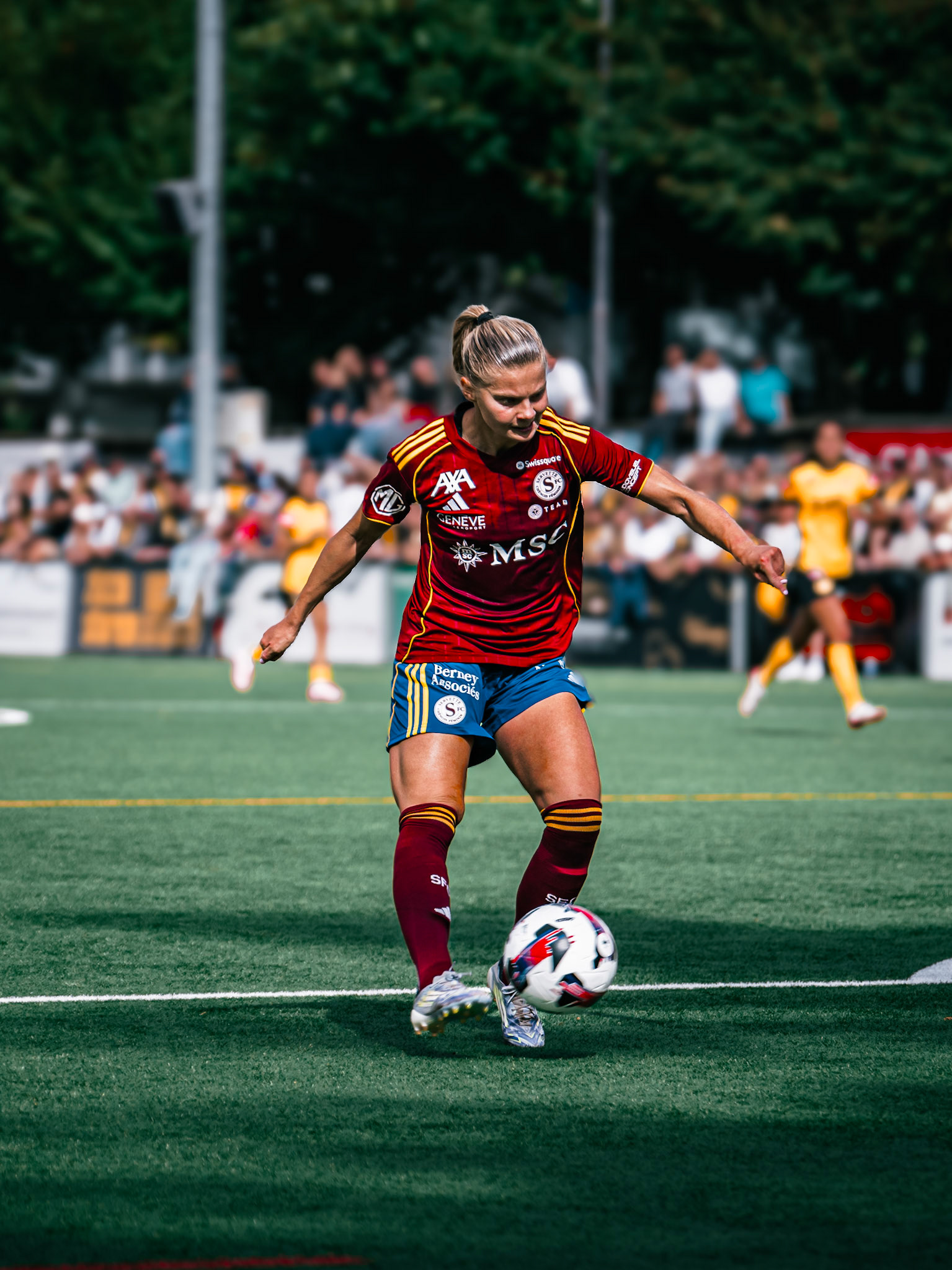 Match de l’AXA Women’s Super League opposant BSC YB Frauen et Servette FC Chênois Féminin au Spitalacker (Kunstrasenfeld), Bern. (Christian António/LibsVisuals.com)