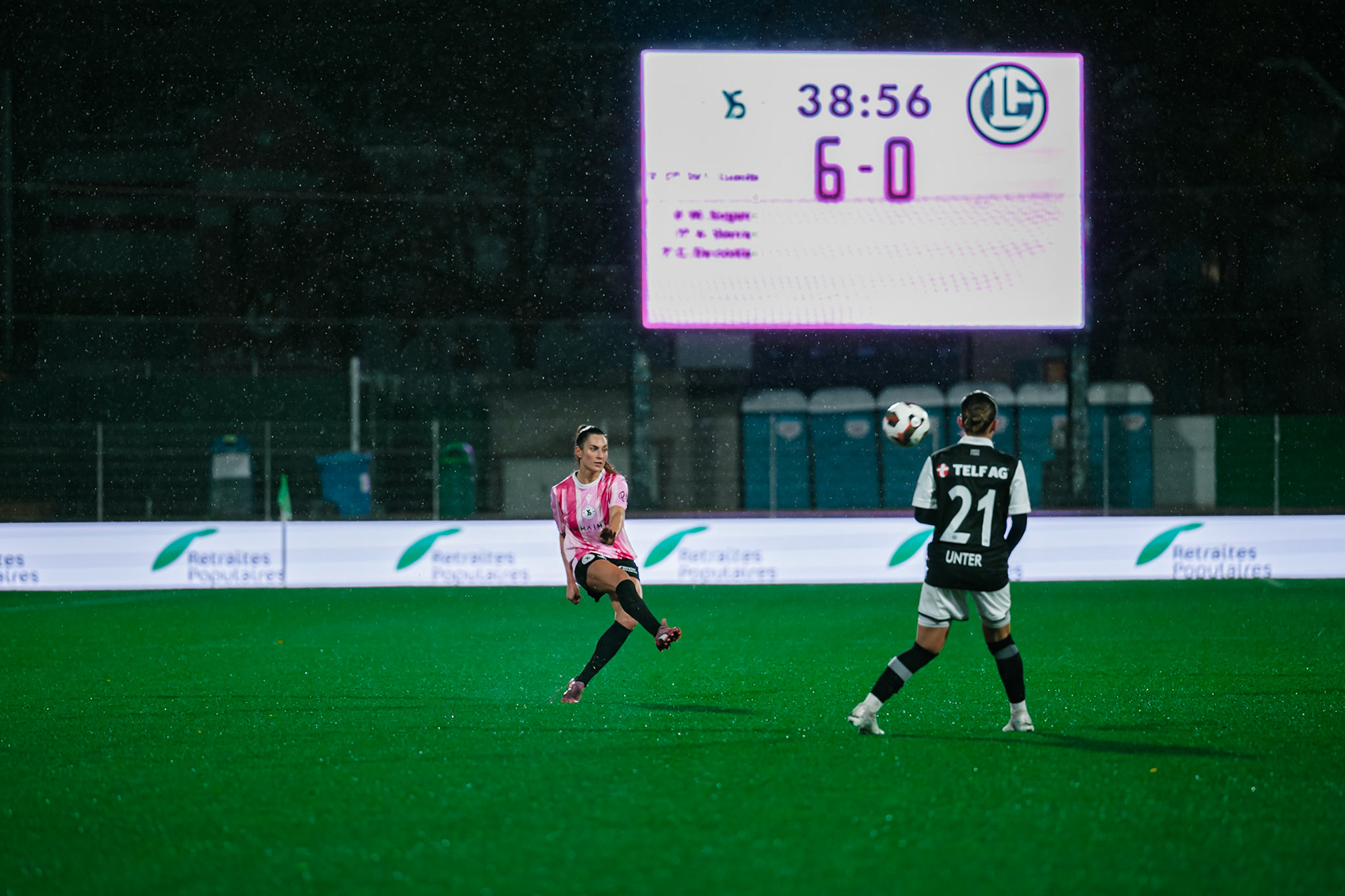 Match de championnat LNB féminine opposant Yverdon Sport FC et le FC Lugano au Stade Municipal, Yverdon-les-Bains. (Christian António / LibsVisuals.com)