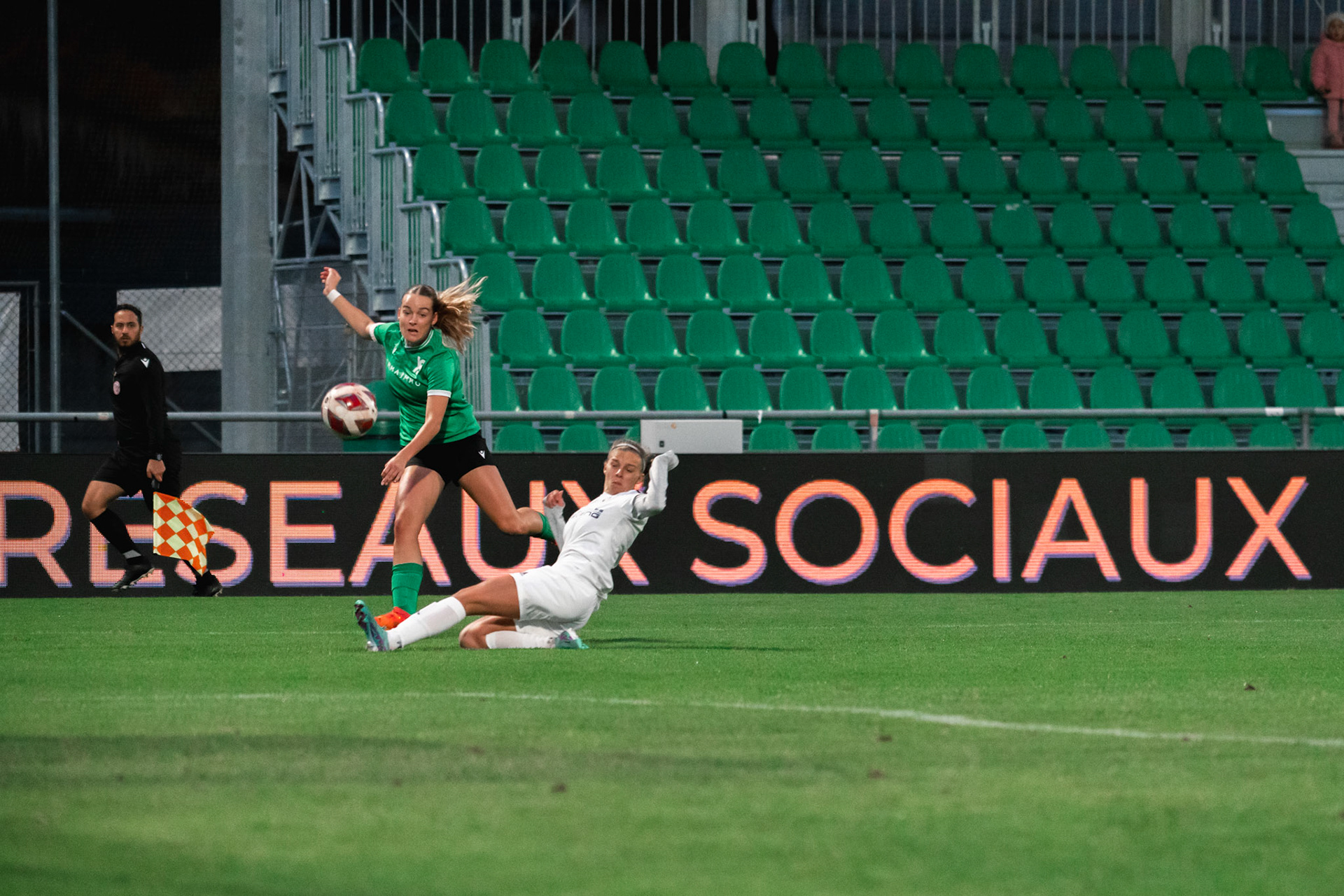 Ligue nationale B Féminine Yverdon Sport FC - Etoile Carouge FC