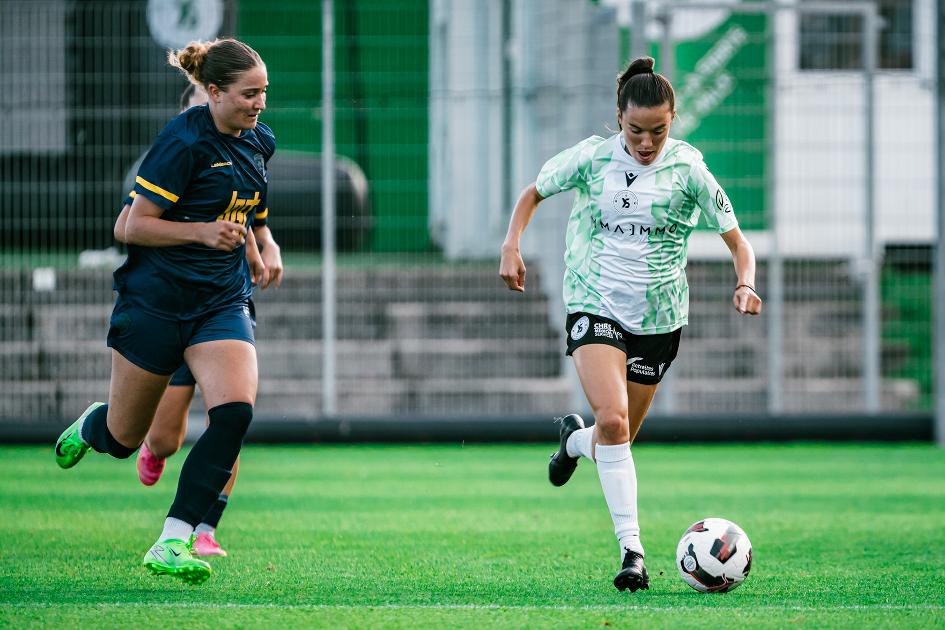 Match championnat LNB féminine opposant Yverdon Sport FC et FC Schlieren au Stade Municipal. (Christian António/LibsVisuals.com)
