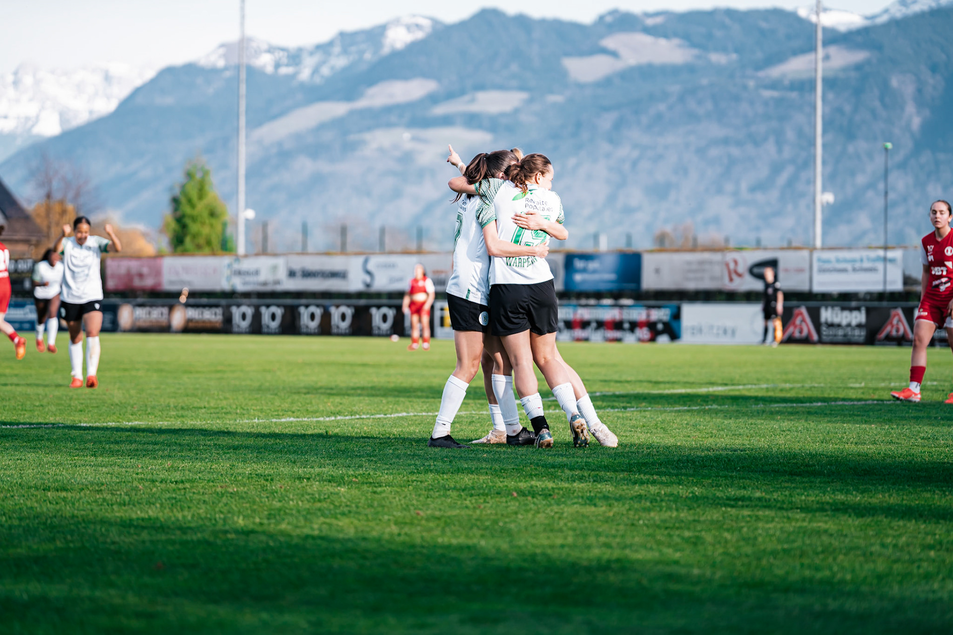 Women’s Super League / tour de promotion/relégation FC Rapperswil-Jona - Yverdon Sport FC au Grünfeld (Christian António/LibsVisuals.com)