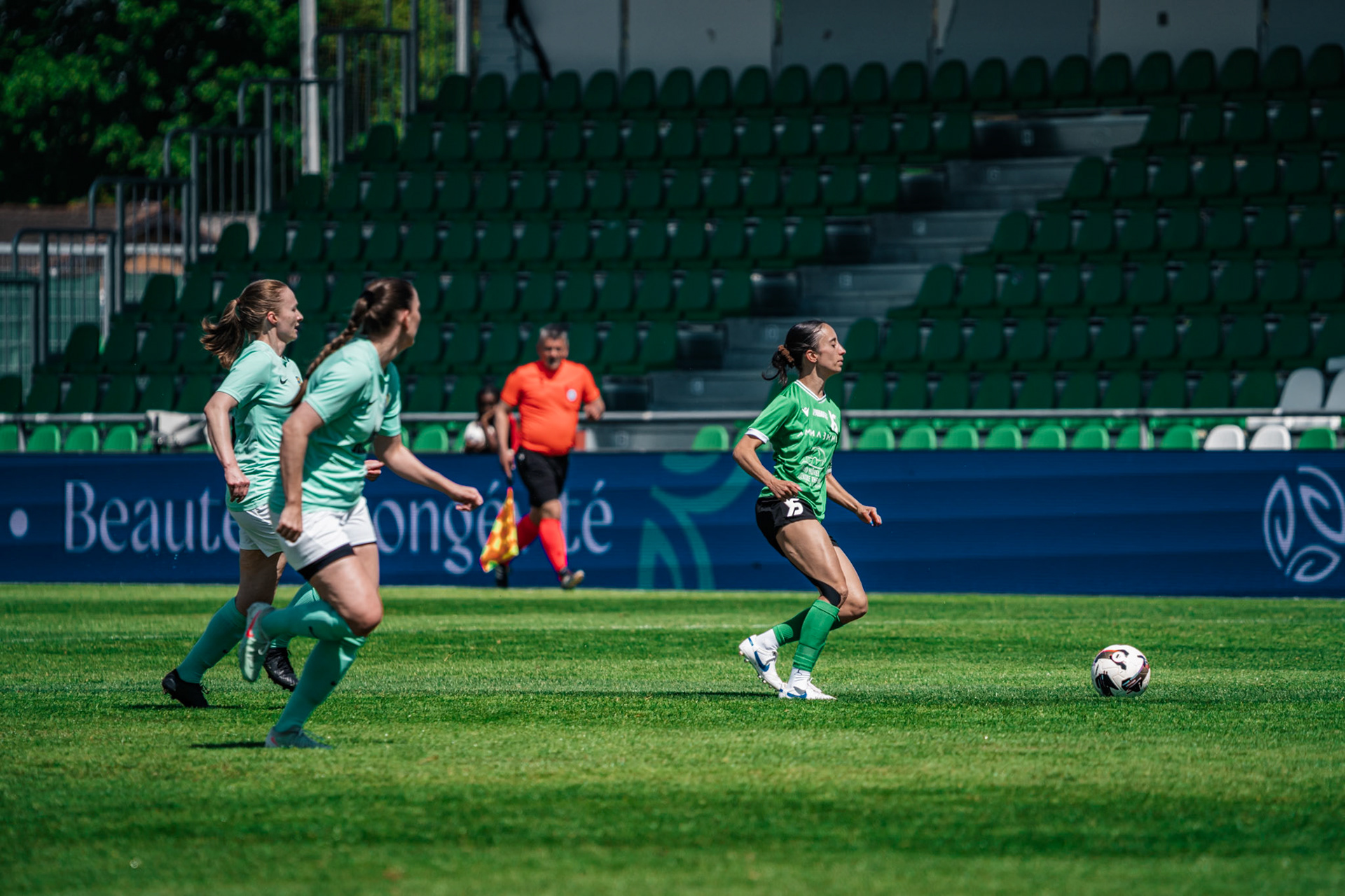 Yverdon Sport FC et FC Schlieren au Stade Municipal. (Christian António/LibsVisuals.com)