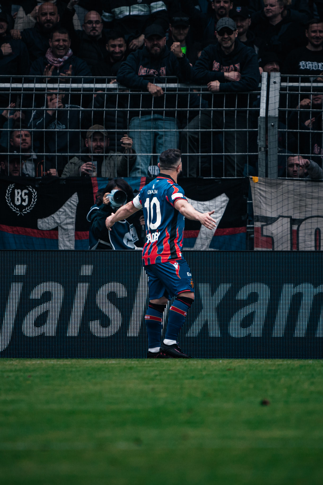 FC Basel 1893 et Yverdon Sport FC au St. Jakob-Park. (Christian António/LibsVisuals.com)