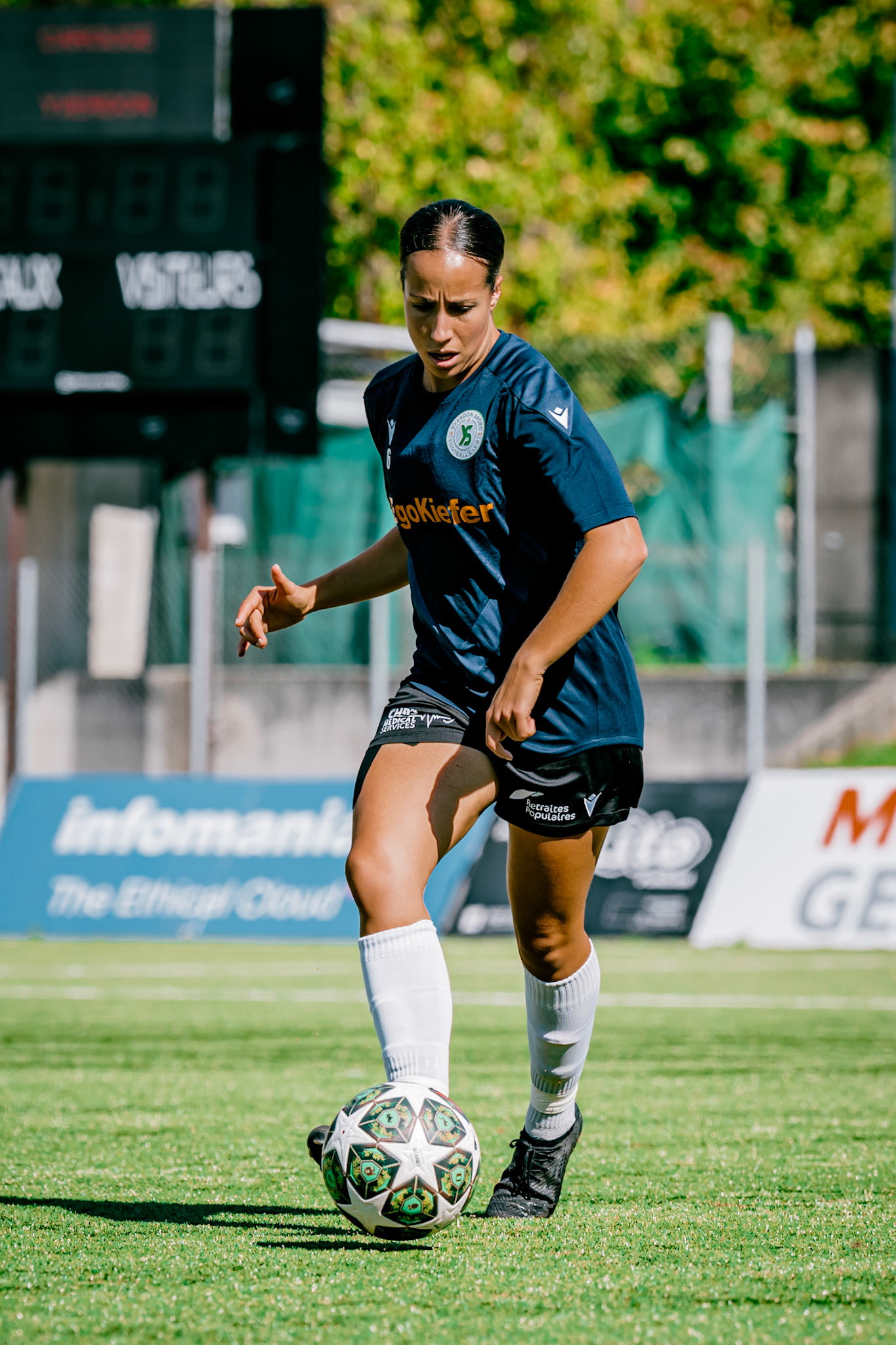 Match de championnat LNB (féminine) opposant l’Etoile Carouge FC à Yverdon Sport FC au Stade de la Fontenette à Carouge. (Christian António/LibsVisuals.com)
