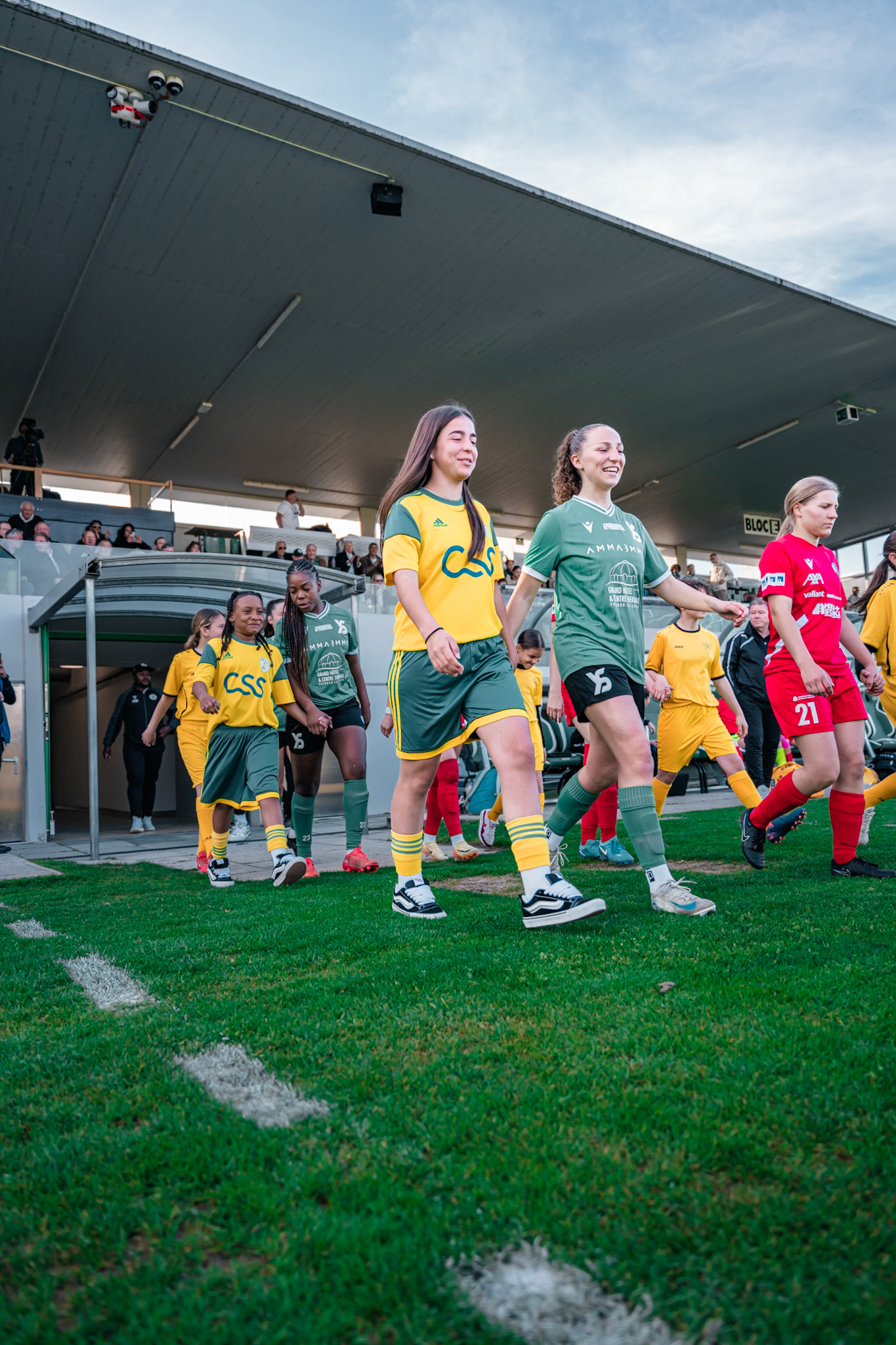 Yverdon Sport FC et Frauenteam Thun Berner-Oberland au Stade Municipal. (Christian António/LibsVisuals.com)