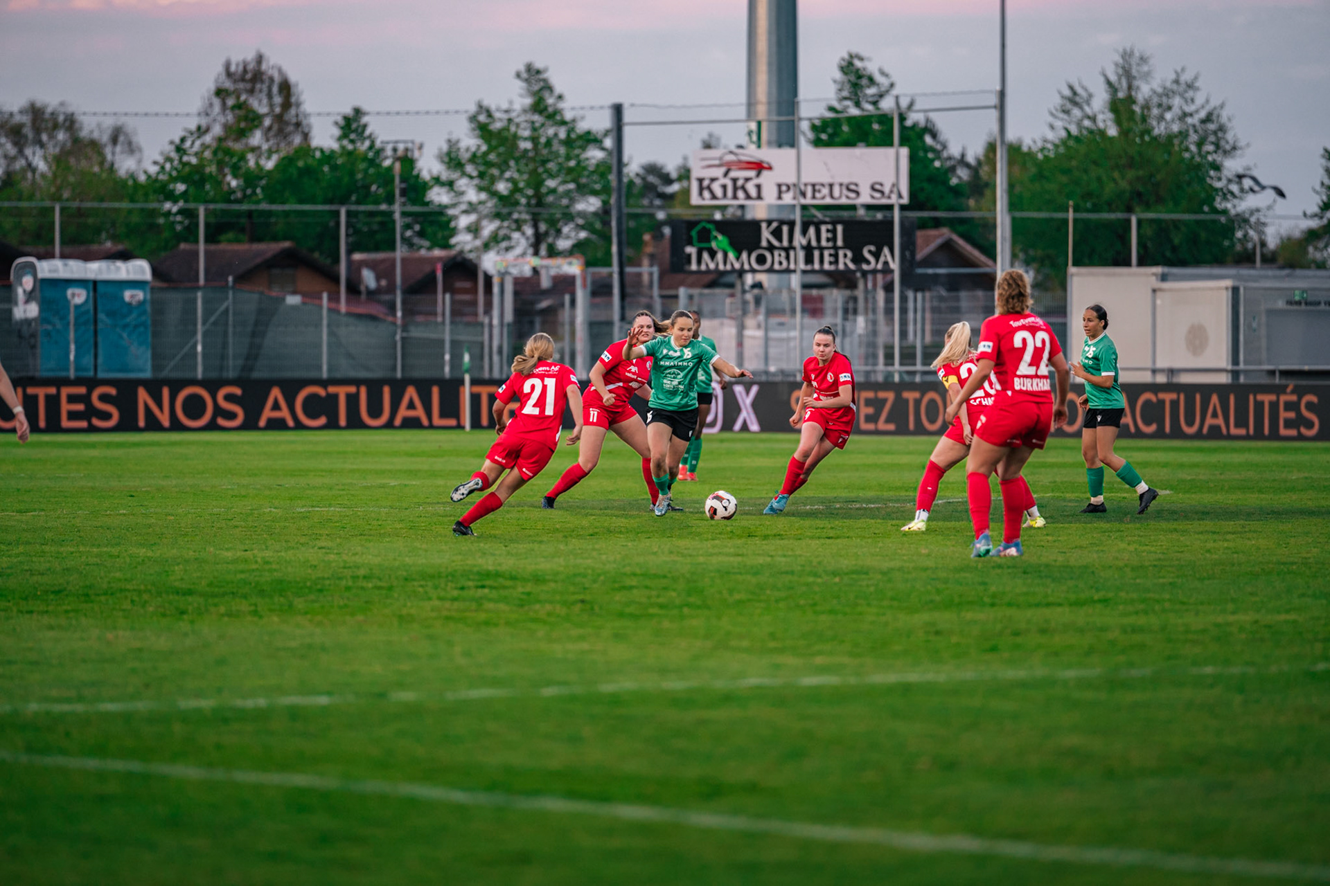Yverdon Sport FC et Frauenteam Thun Berner-Oberland au Stade Municipal. (Christian António/LibsVisuals.com)