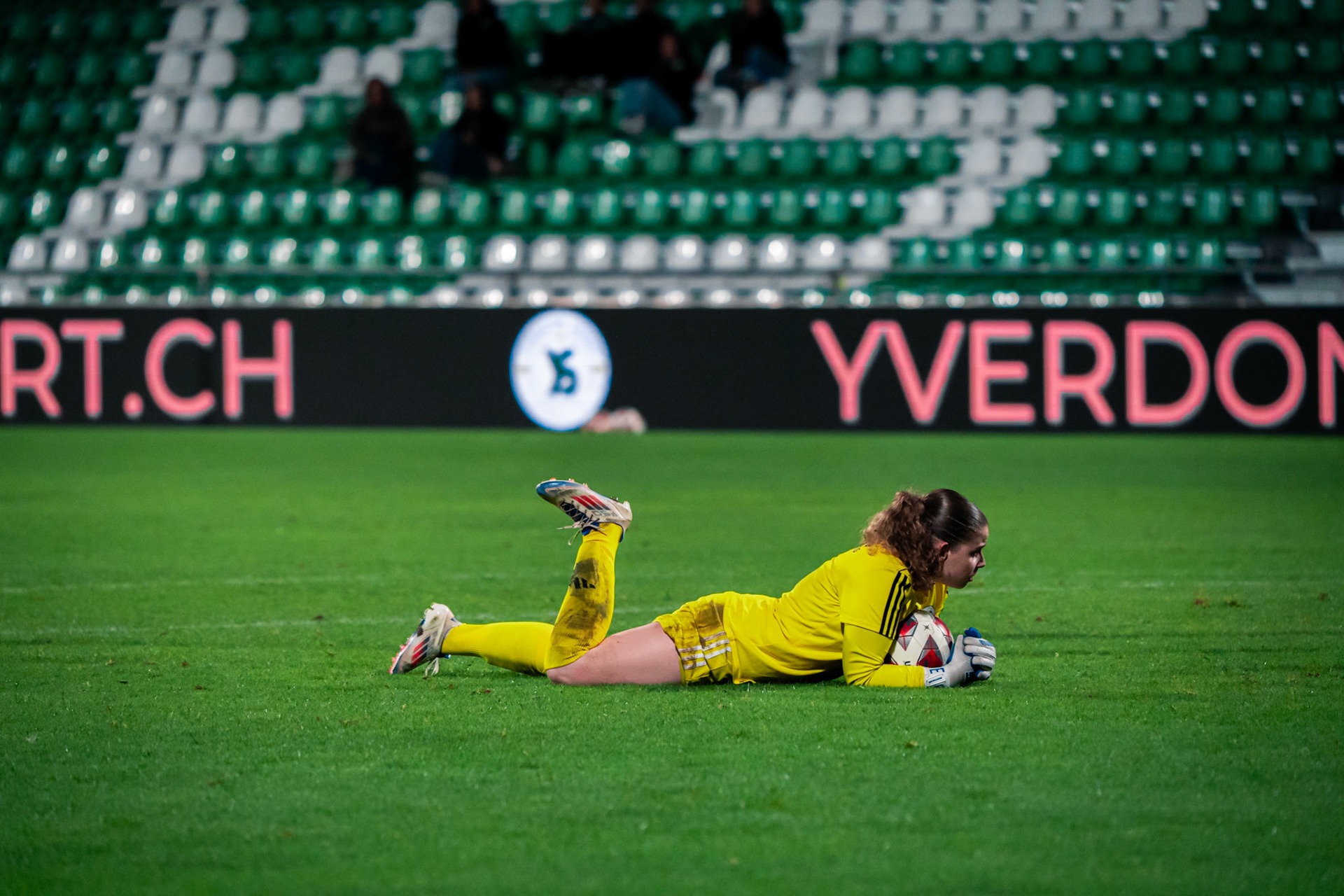 Ligue nationale B Féminine Yverdon Sport FC - Etoile Carouge FC