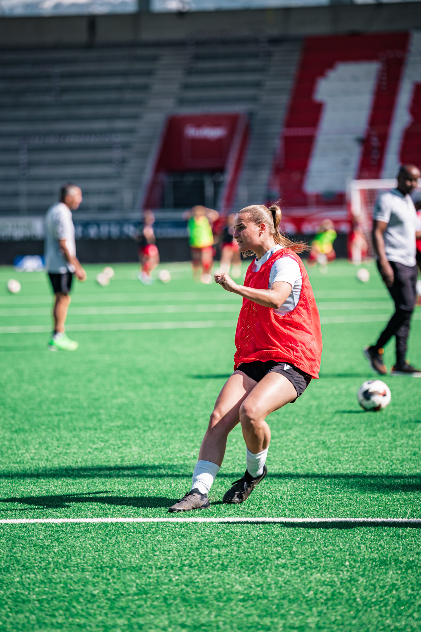 Frauenteam Thun Berner-Oberland et Yverdon Sport FC à la Stockhorn Arena. (Christian António/LibsVisuals.com)