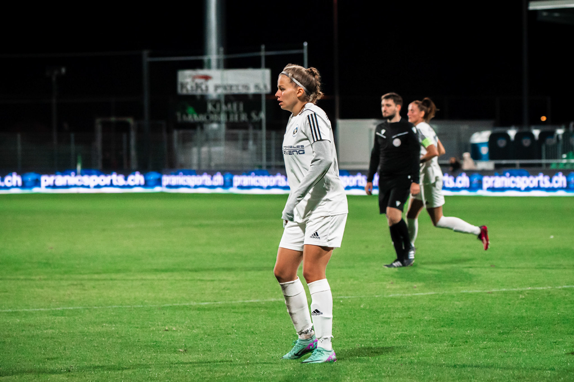 Ligue nationale B Féminine Yverdon Sport FC - Etoile Carouge FC