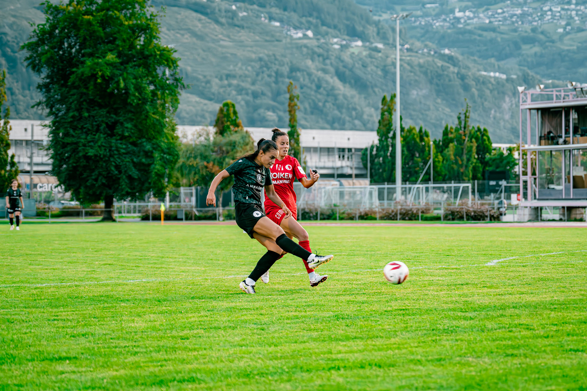 Match de championnat LNB (féminine) opposant le FC Sion Féminin à Yverdon Sport FC à l’Ancien Stand, Sion. (Christian António/LibsVisuals.com)