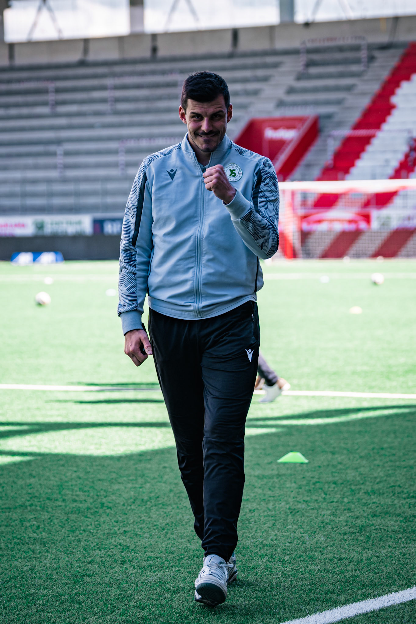 Frauenteam Thun Berner-Oberland et Yverdon Sport FC à la Stockhorn Arena. (Christian António/LibsVisuals.com)
