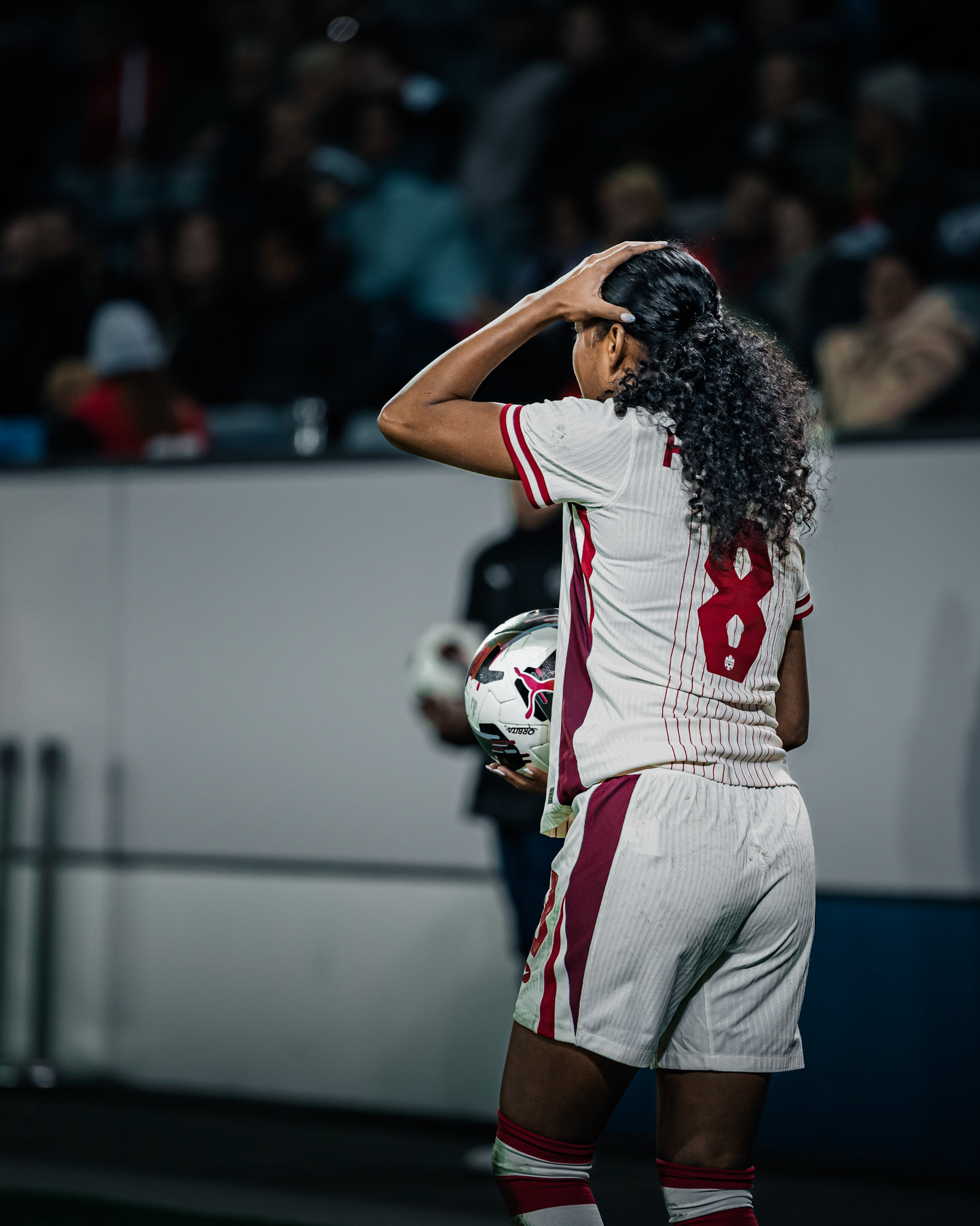 Match international opposant l’équipe nationale féminine de Suisse à l’équipe du Canada à la swissporarena, Luzern. (Christian António/LibsVisuals.com)