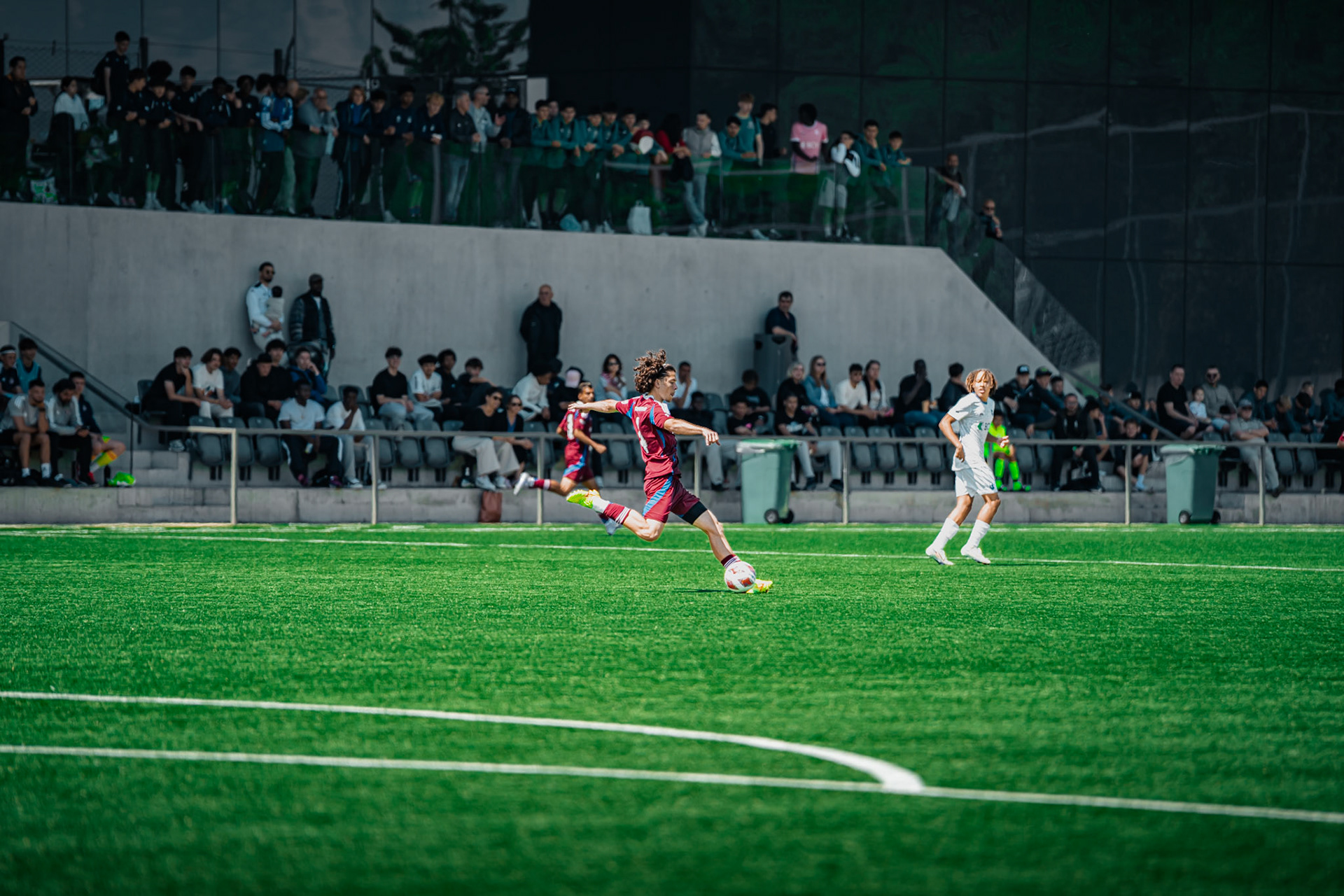 FC Lausanne-Sport M-17 et Servette FC M-17 au Centre sportif+ Stade de la Tuilière. (Christian António/LibsVisuals.com)