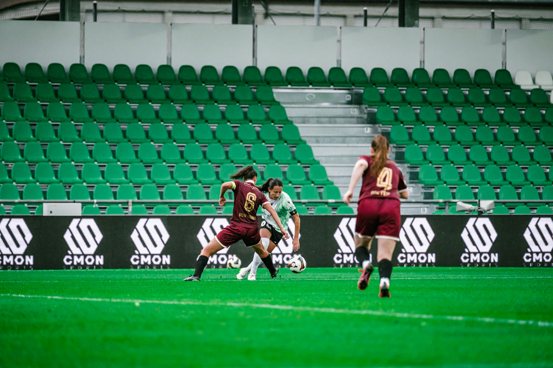 Match championnat LNB féminine opposant Yverdon Sport FC et FC Solothurn Frauen au Stade Municipal. (Christian António/LibsVisuals.com)