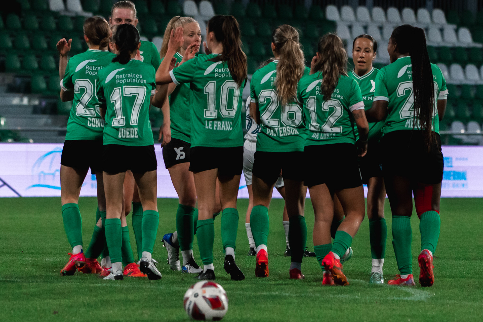 Ligue nationale B Féminine Yverdon Sport FC - Etoile Carouge FC