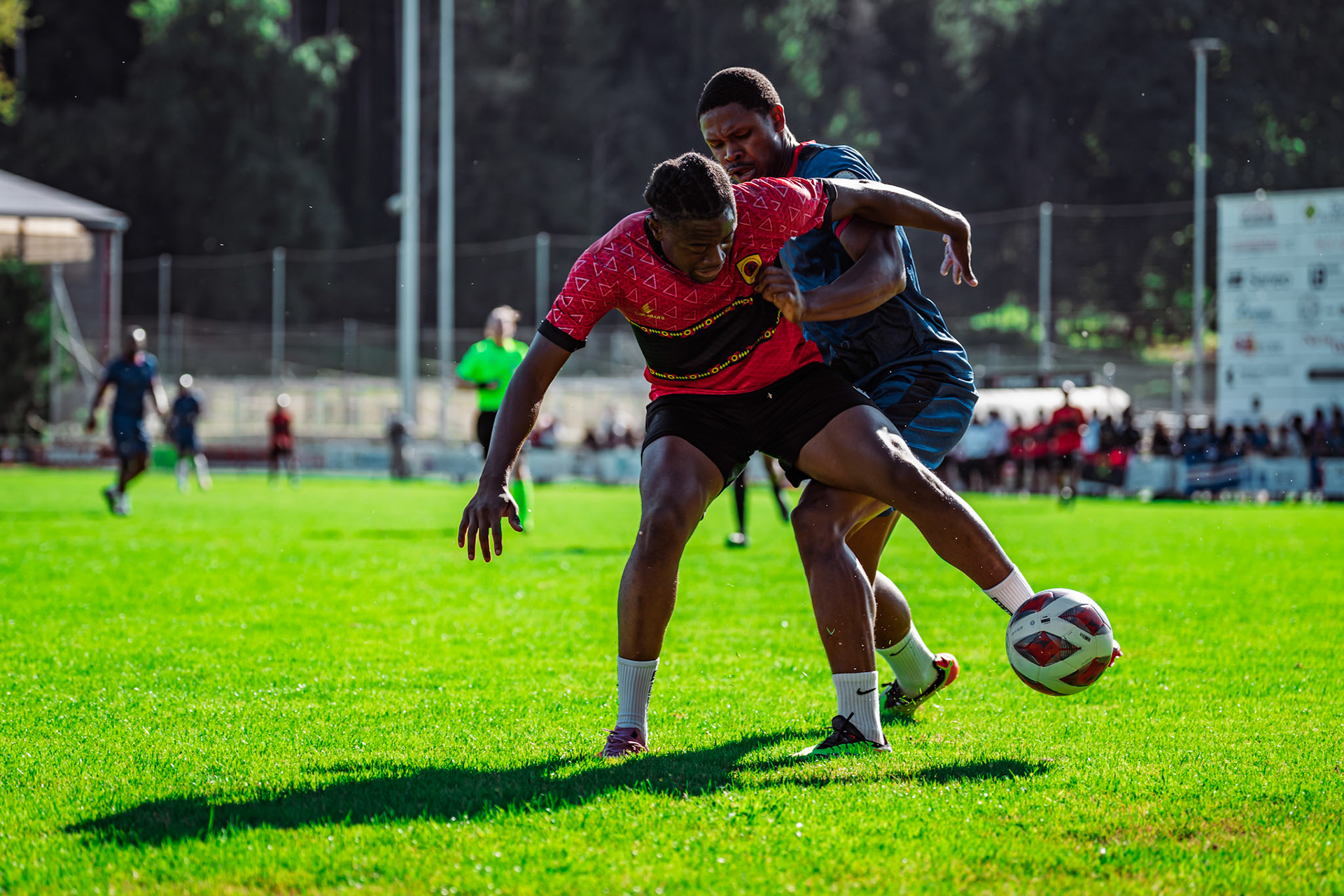 Match amical opposant l’Angola et le Cap-Vert (CanFribourg) au Terrain Communal de Corminboeuf. (Christian António/LibsVisuals.com)