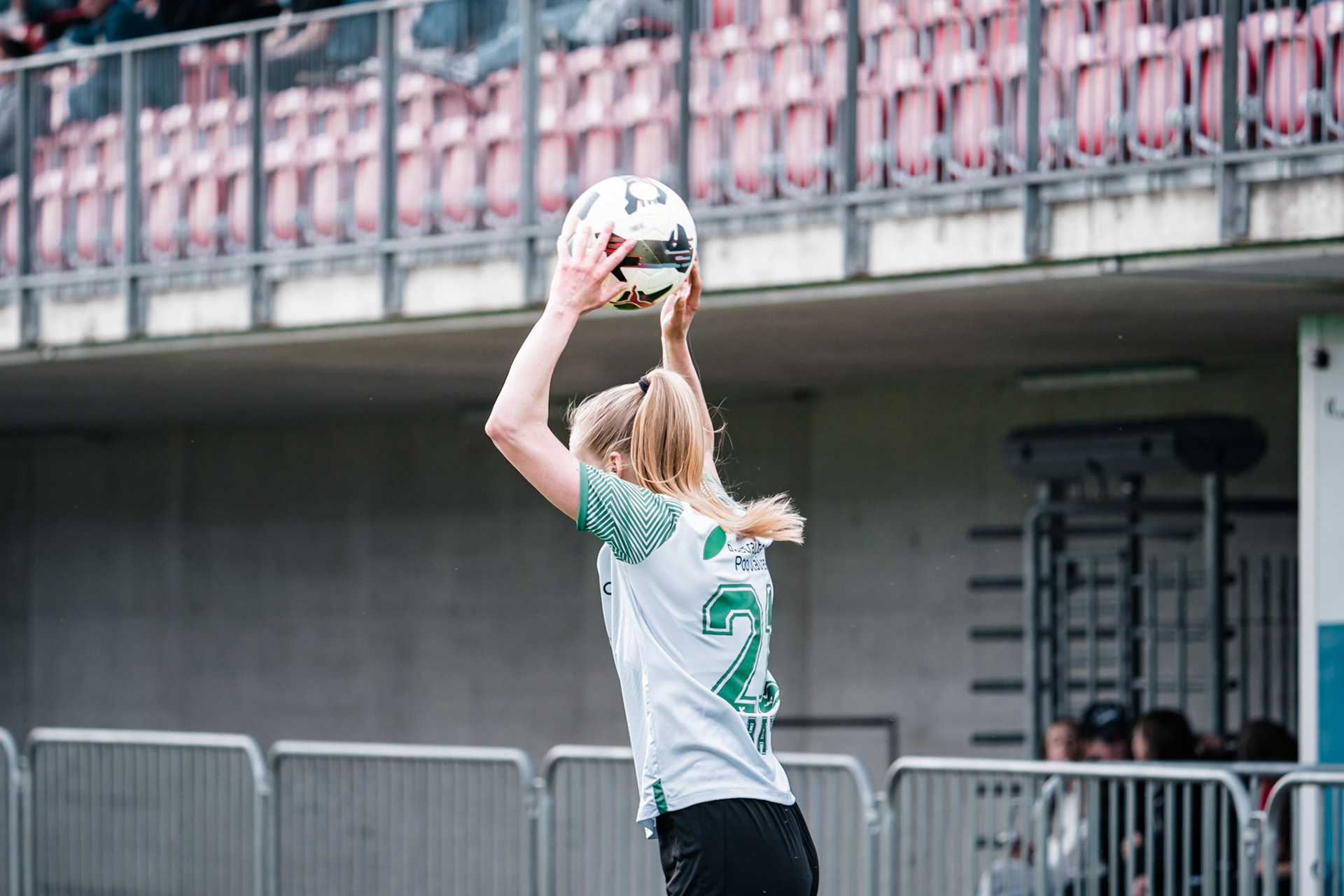 Women’s Super League / tour de promotion/relégation FC Rapperswil-Jona - Yverdon Sport FC au Grünfeld (Christian António/LibsVisuals.com)