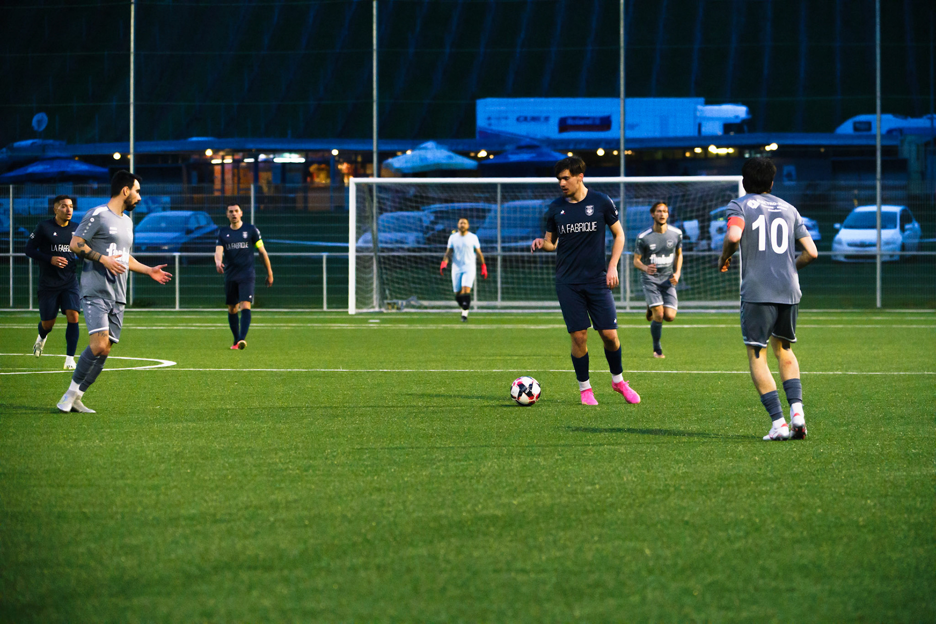 Match 2ème Ligue FC Champagne - FC Grandson-Tuileries au Terrain de Sport de Derrière-Ville à Champagne