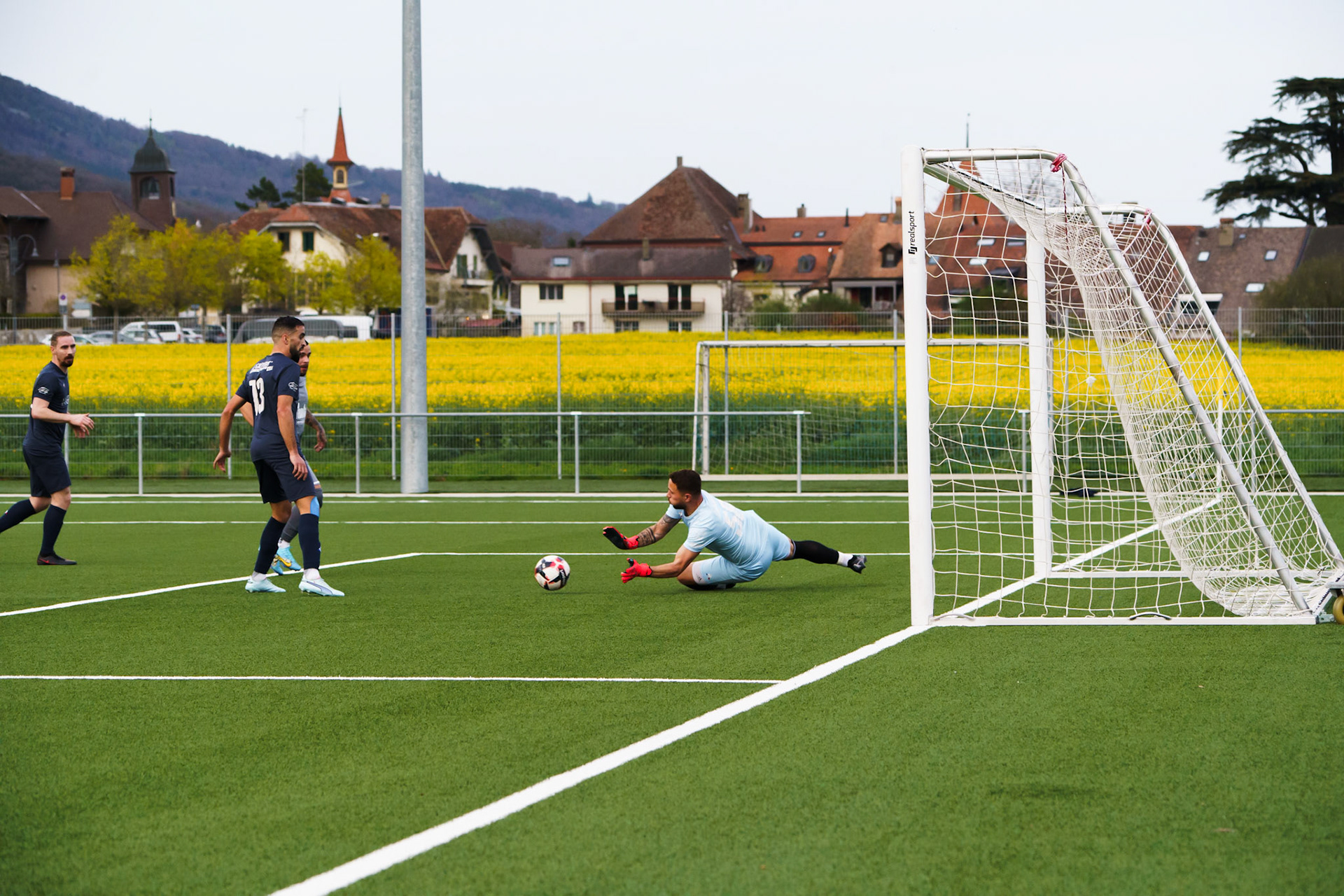 Match 2ème Ligue FC Champagne - FC Grandson-Tuileries au Terrain de Sport de Derrière-Ville à Champagne