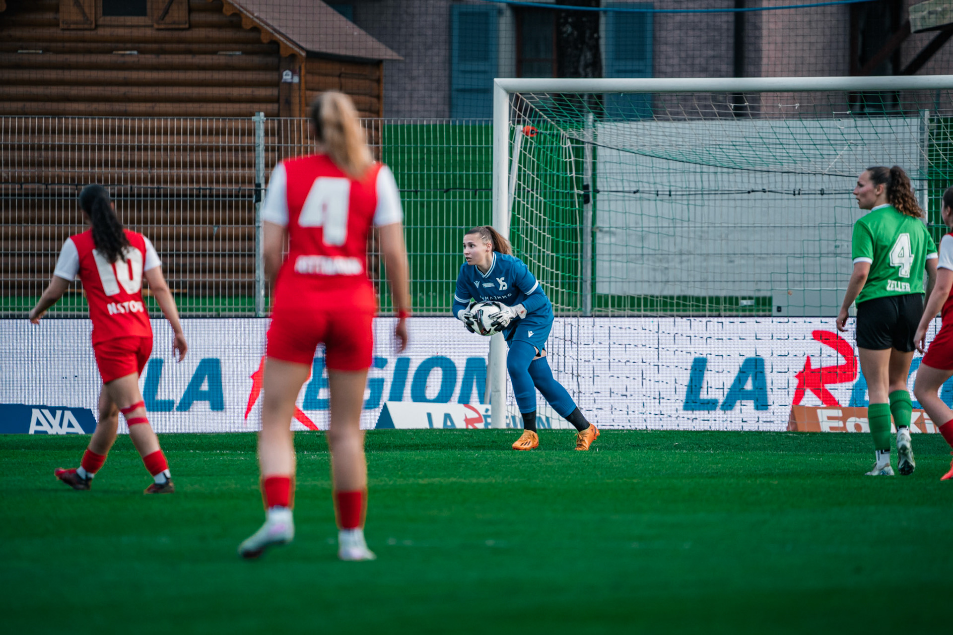 Yverdon Sport FC et FC Rapperswil-Jona au Stade Municipal. (Christian António/LibsVisuals.com)