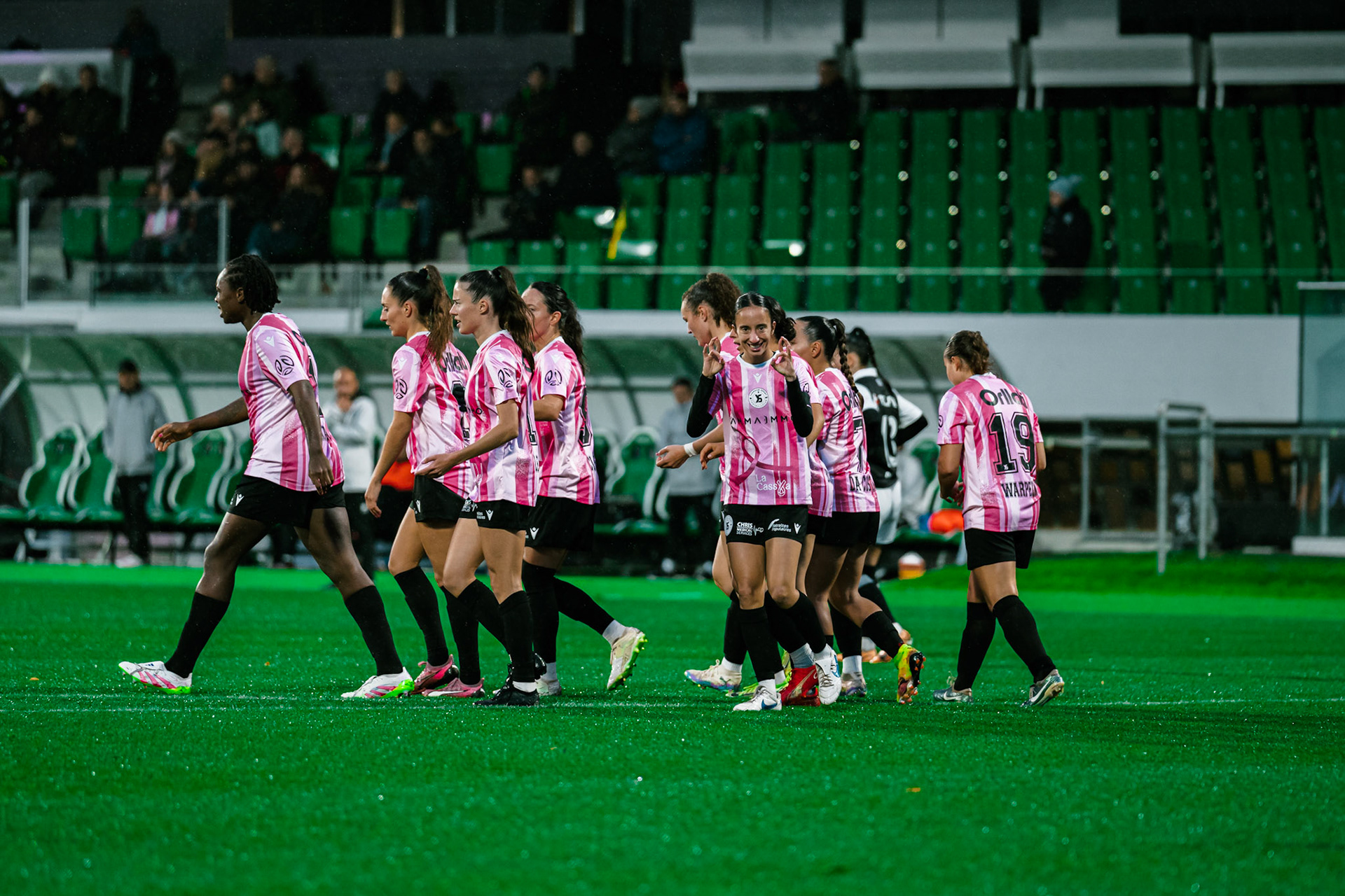 Match de championnat LNB féminine opposant Yverdon Sport FC et le FC Lugano au Stade Municipal, Yverdon-les-Bains. (Christian António / LibsVisuals.com)