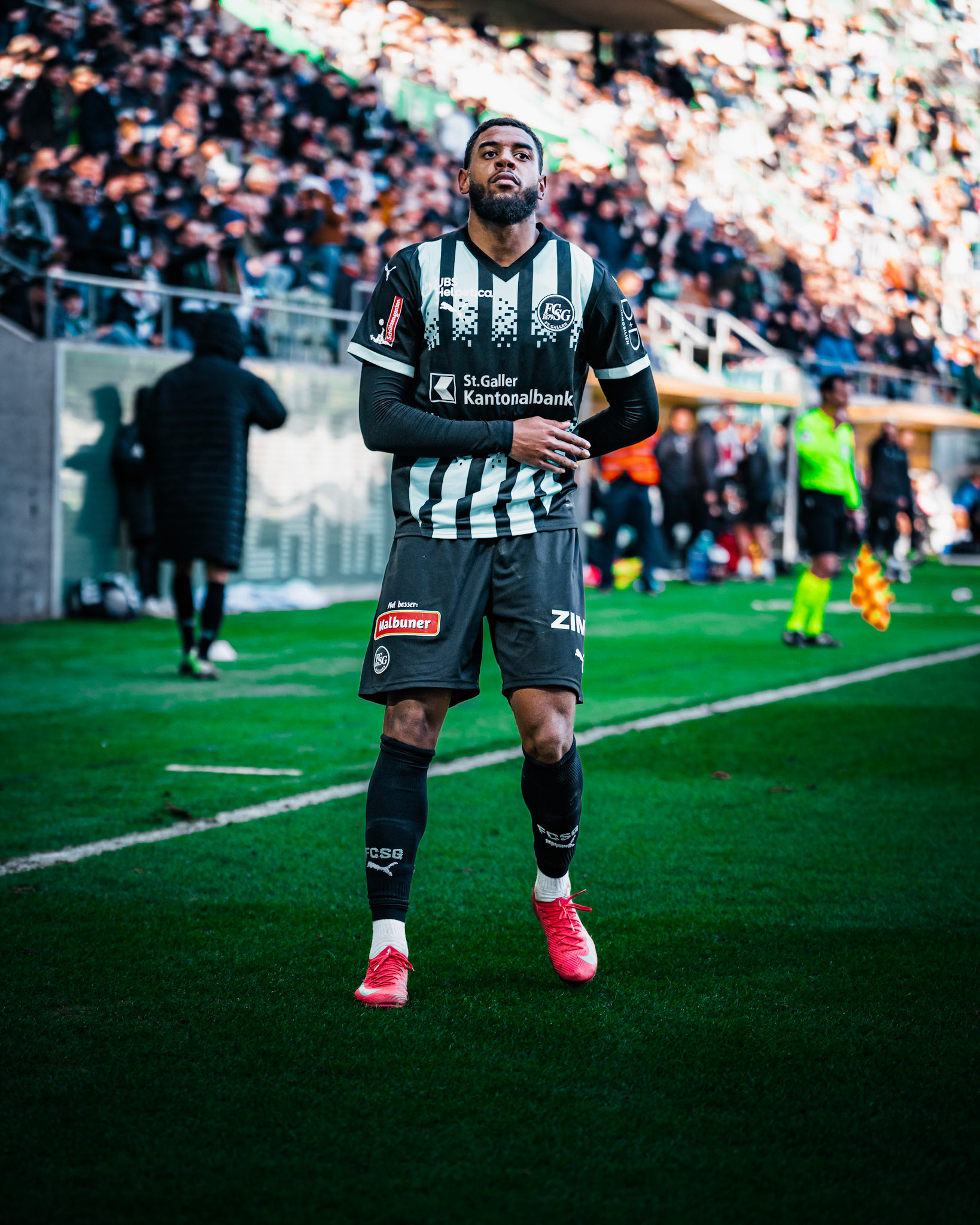 FC Saint-Gall 1879 et Lausanne-Sport FC au Kybunpark. (Christian António/LibsVisuals.com)
