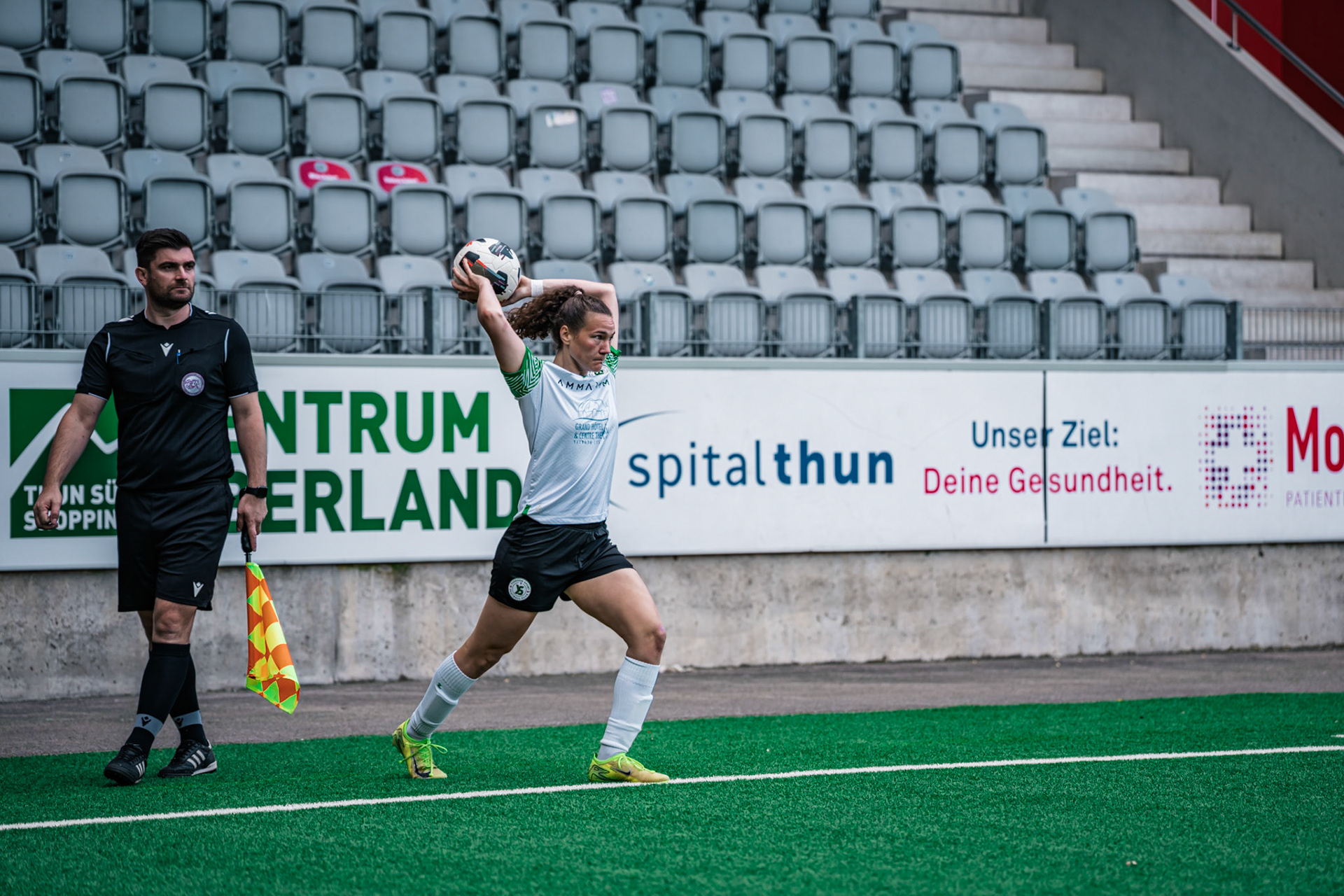 Frauenteam Thun Berner-Oberland et Yverdon Sport FC à la Stockhorn Arena. (Christian António/LibsVisuals.com)