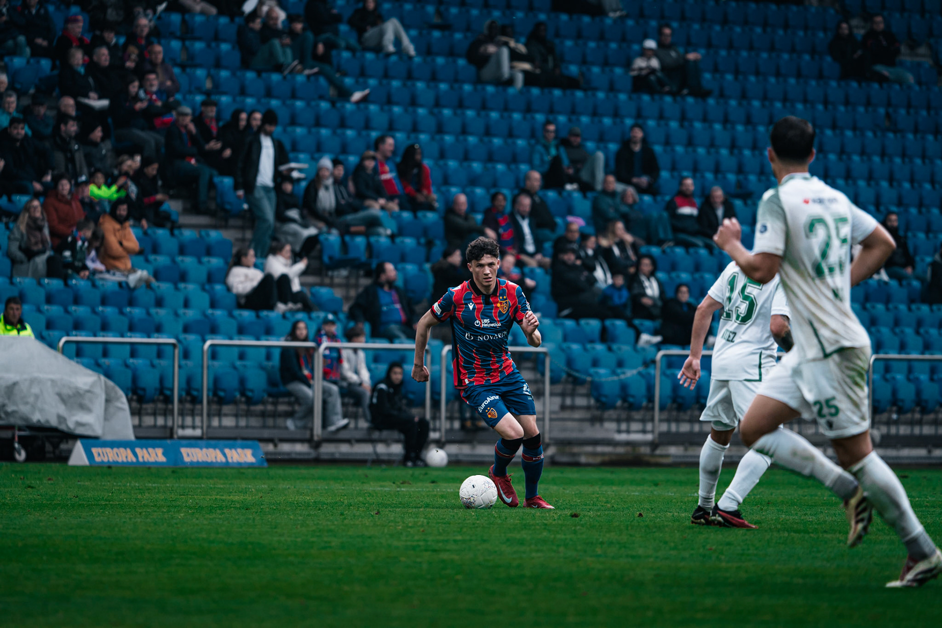 FC Basel 1893 et Yverdon Sport FC au St. Jakob-Park. (Christian António/LibsVisuals.com)