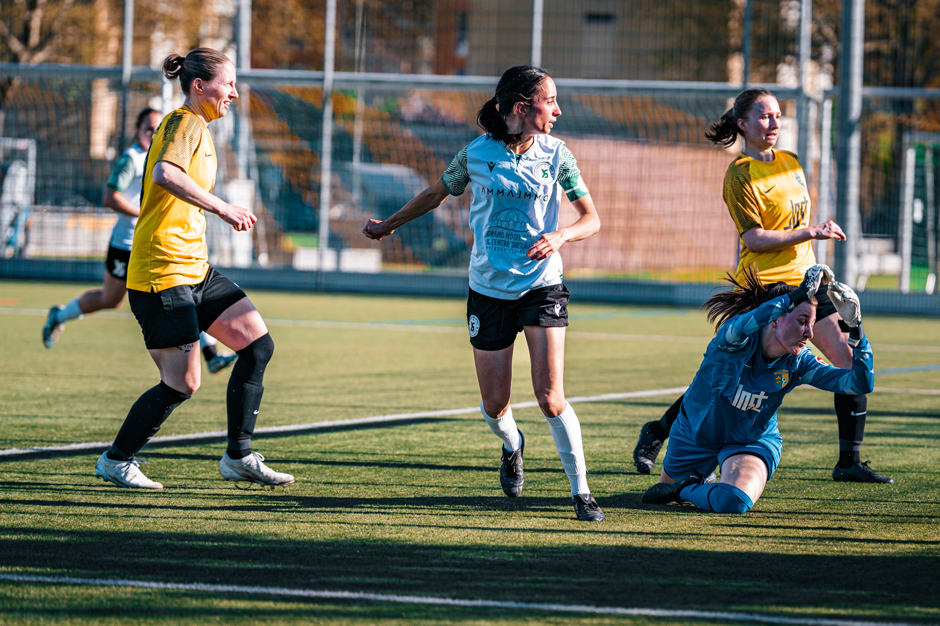 FC Schlieren et Yverdon Sport FC au Zelgli. (Christian António/LibsVisuals.com)