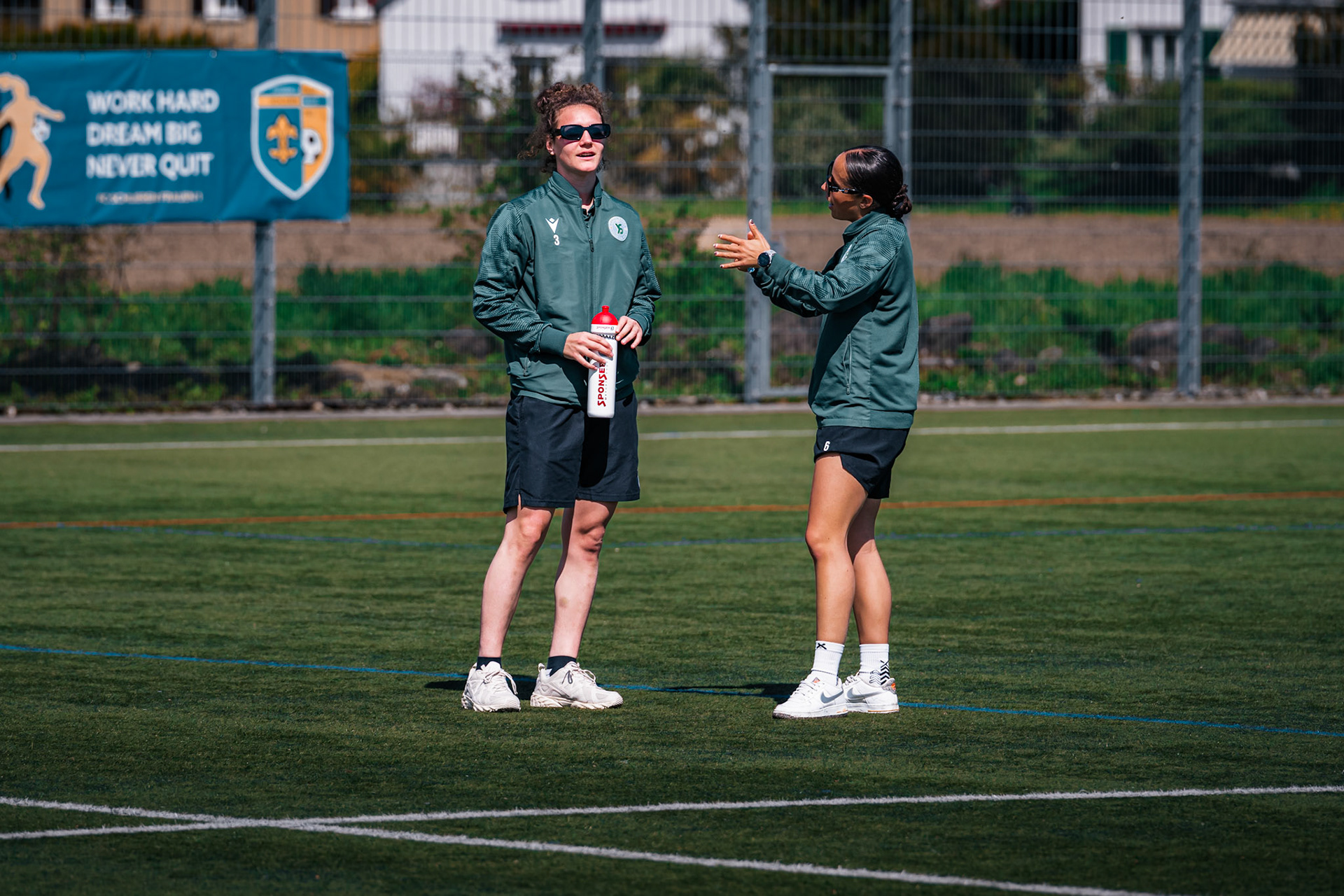 FC Schlieren et Yverdon Sport FC au Zelgli. (Christian António/LibsVisuals.com)