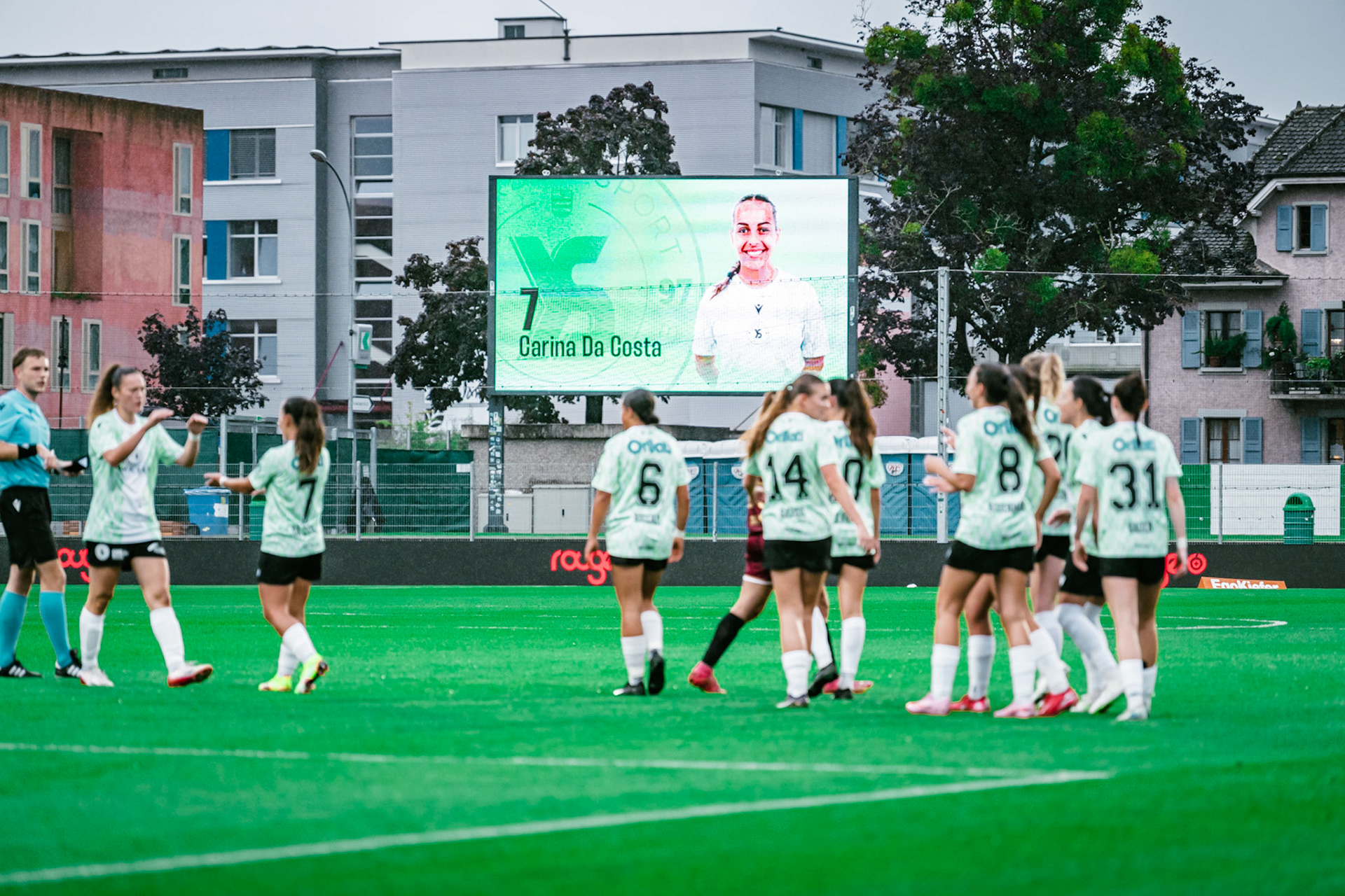 Match championnat LNB féminine opposant Yverdon Sport FC et FC Solothurn Frauen au Stade Municipal. (Christian António/LibsVisuals.com)